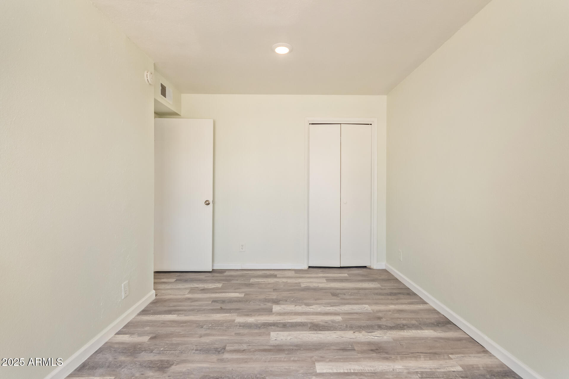 16049 N 25TH Drive