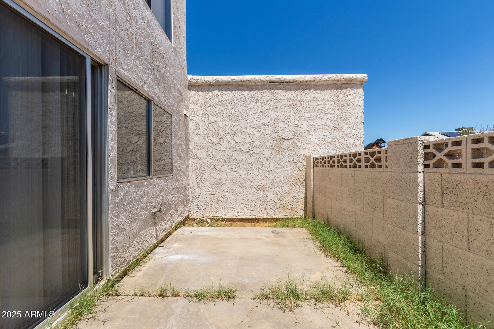 16049 N 25TH Drive
