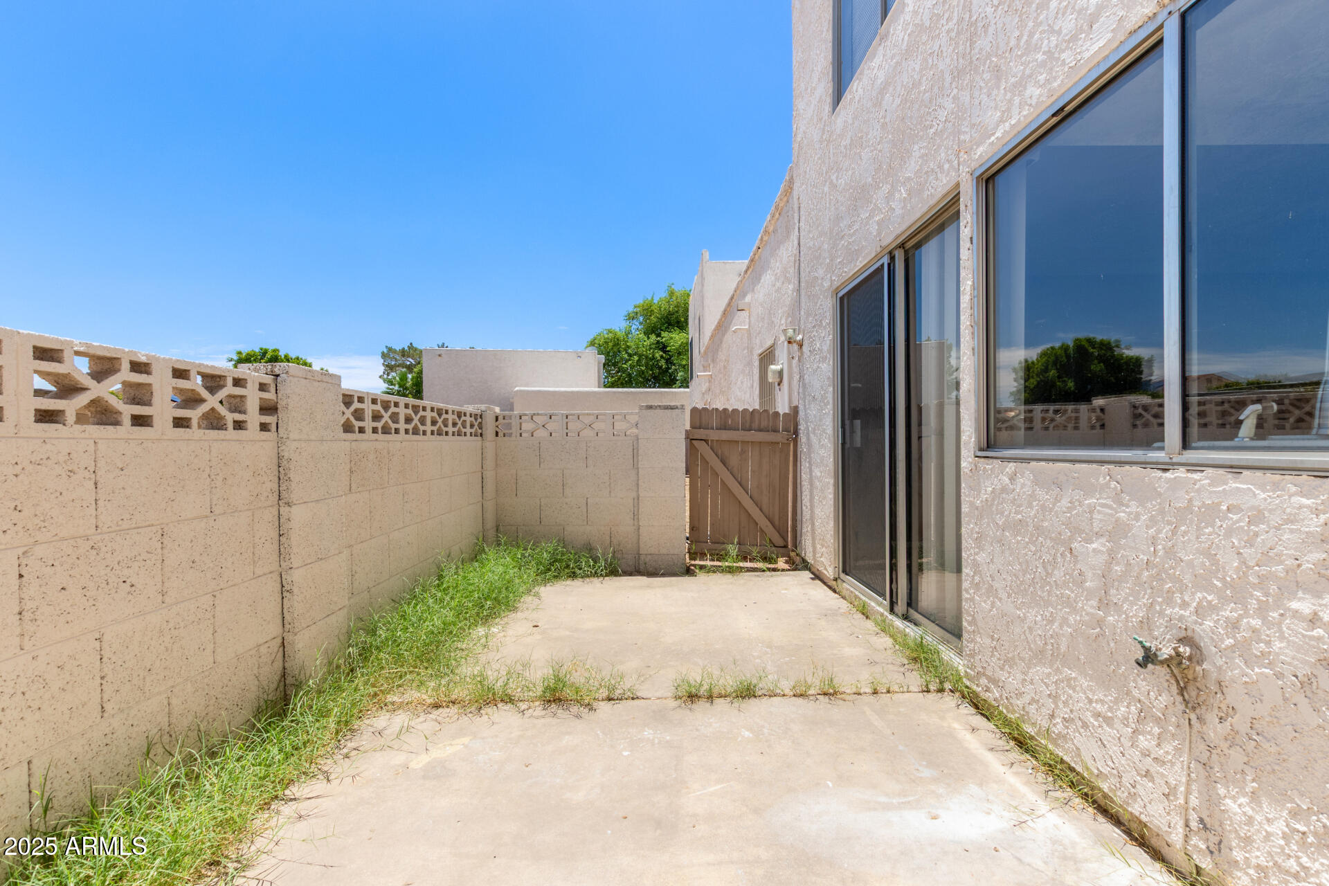 16049 N 25TH Drive
