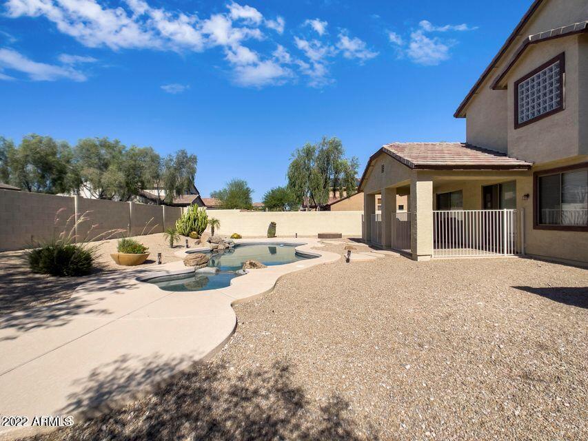 2406 W SIENNA BOUQUET Place