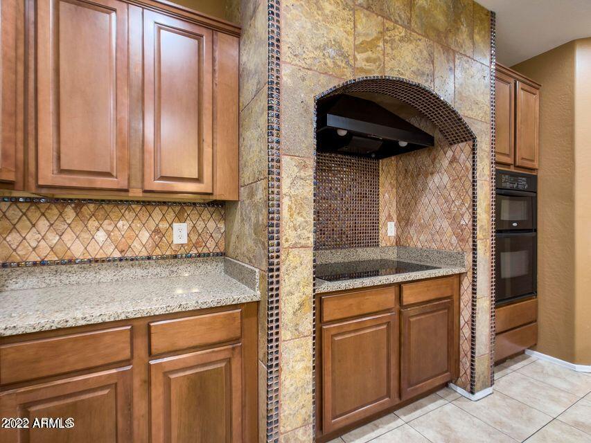 2406 W SIENNA BOUQUET Place