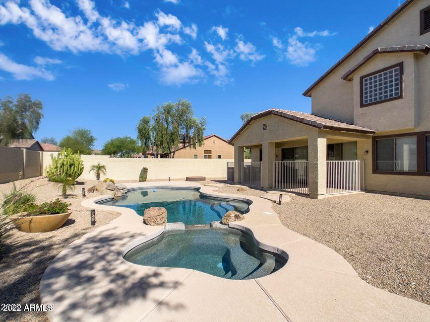 2406 W SIENNA BOUQUET Place