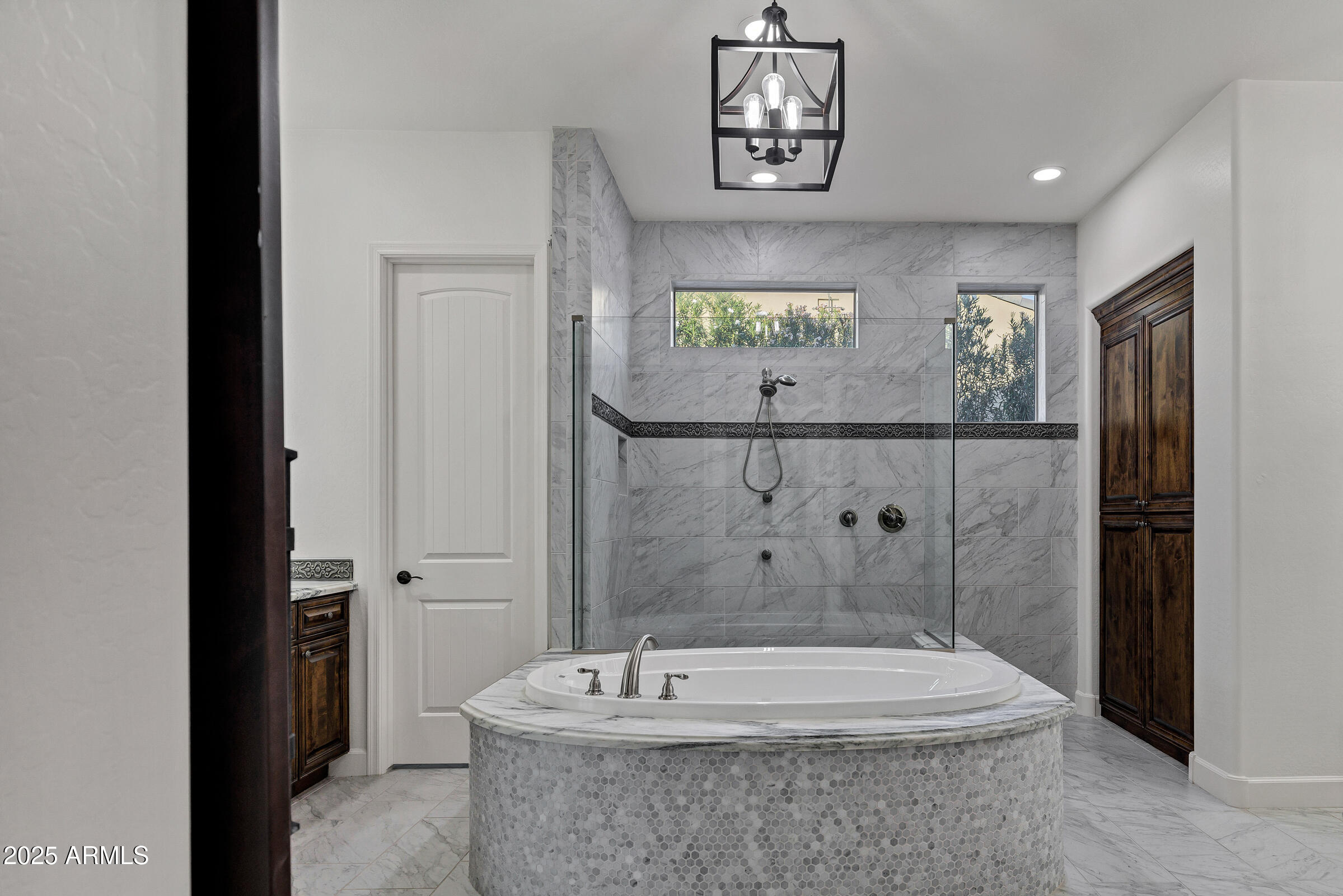 3076 E LA COSTA Drive