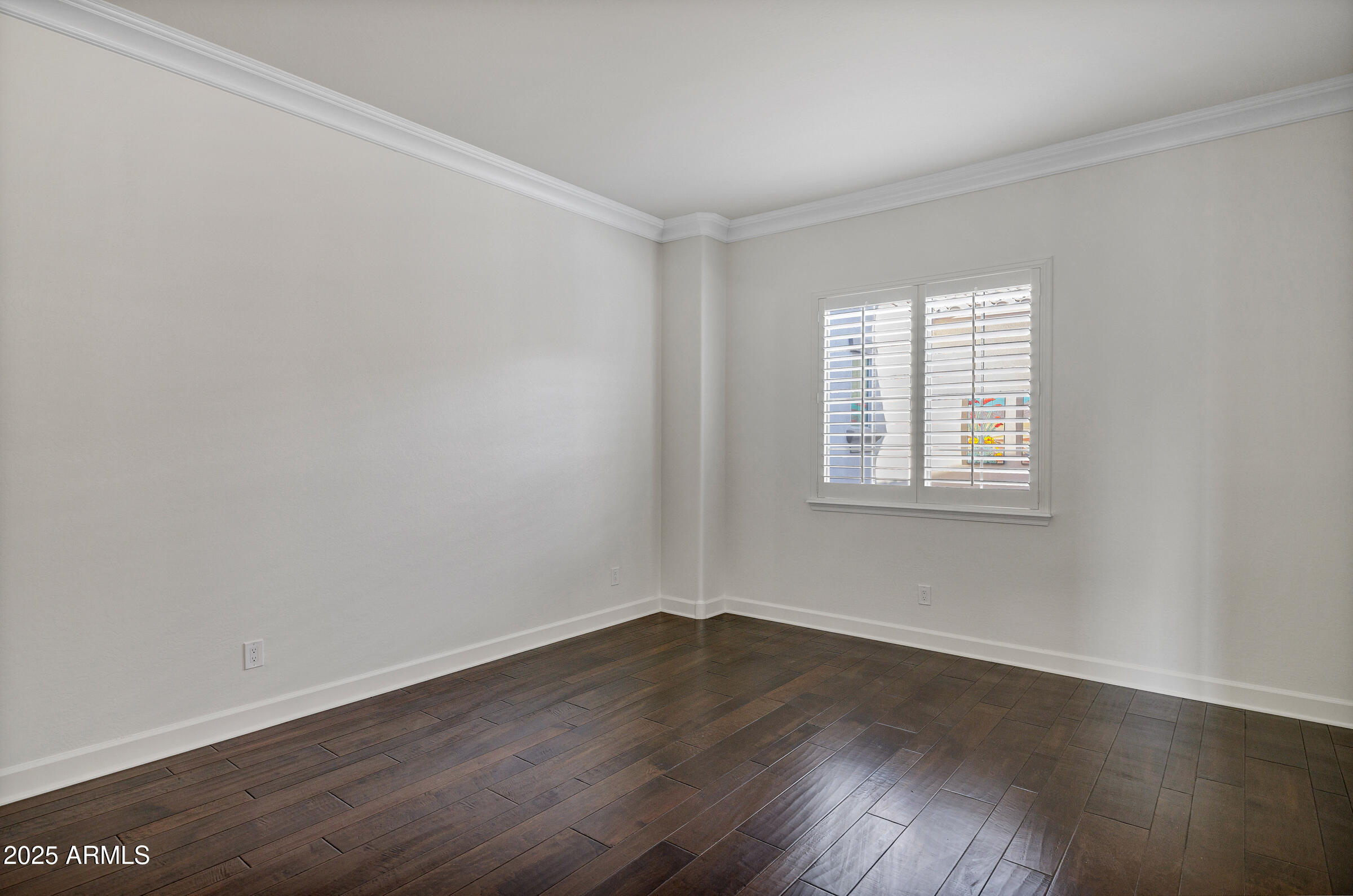 3076 E LA COSTA Drive