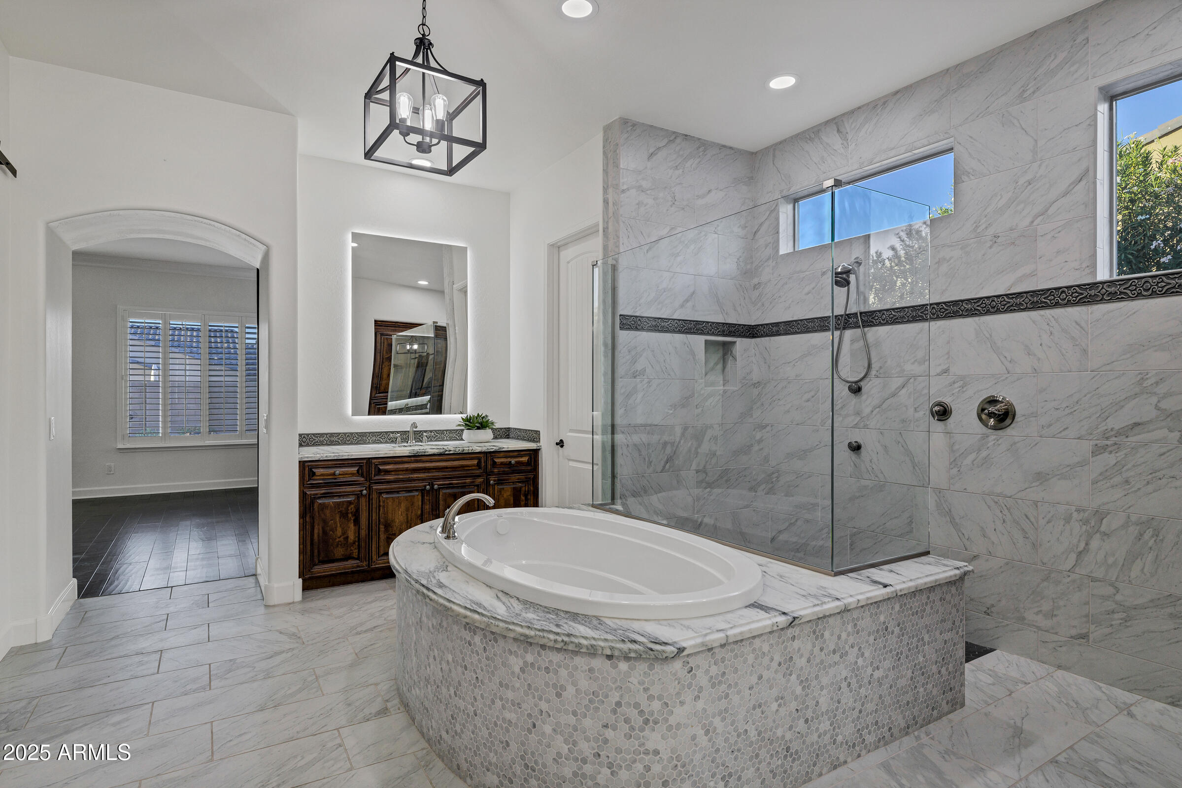 3076 E LA COSTA Drive