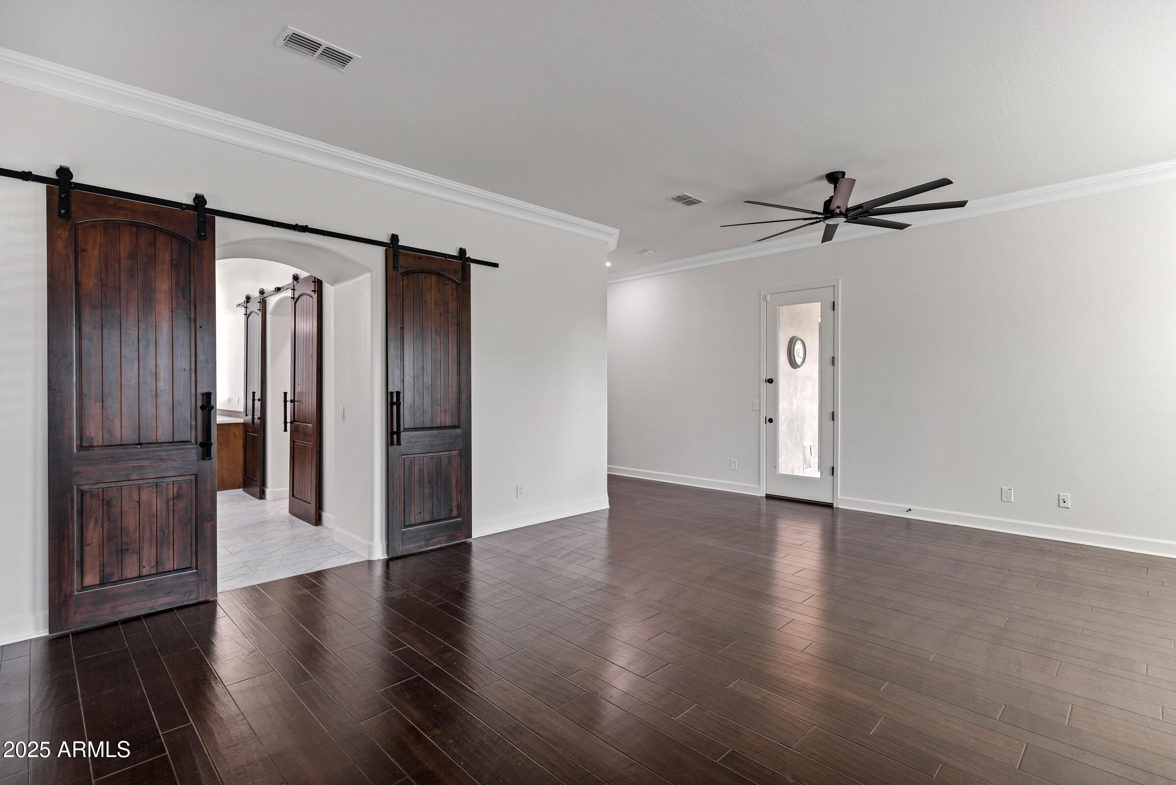 3076 E LA COSTA Drive