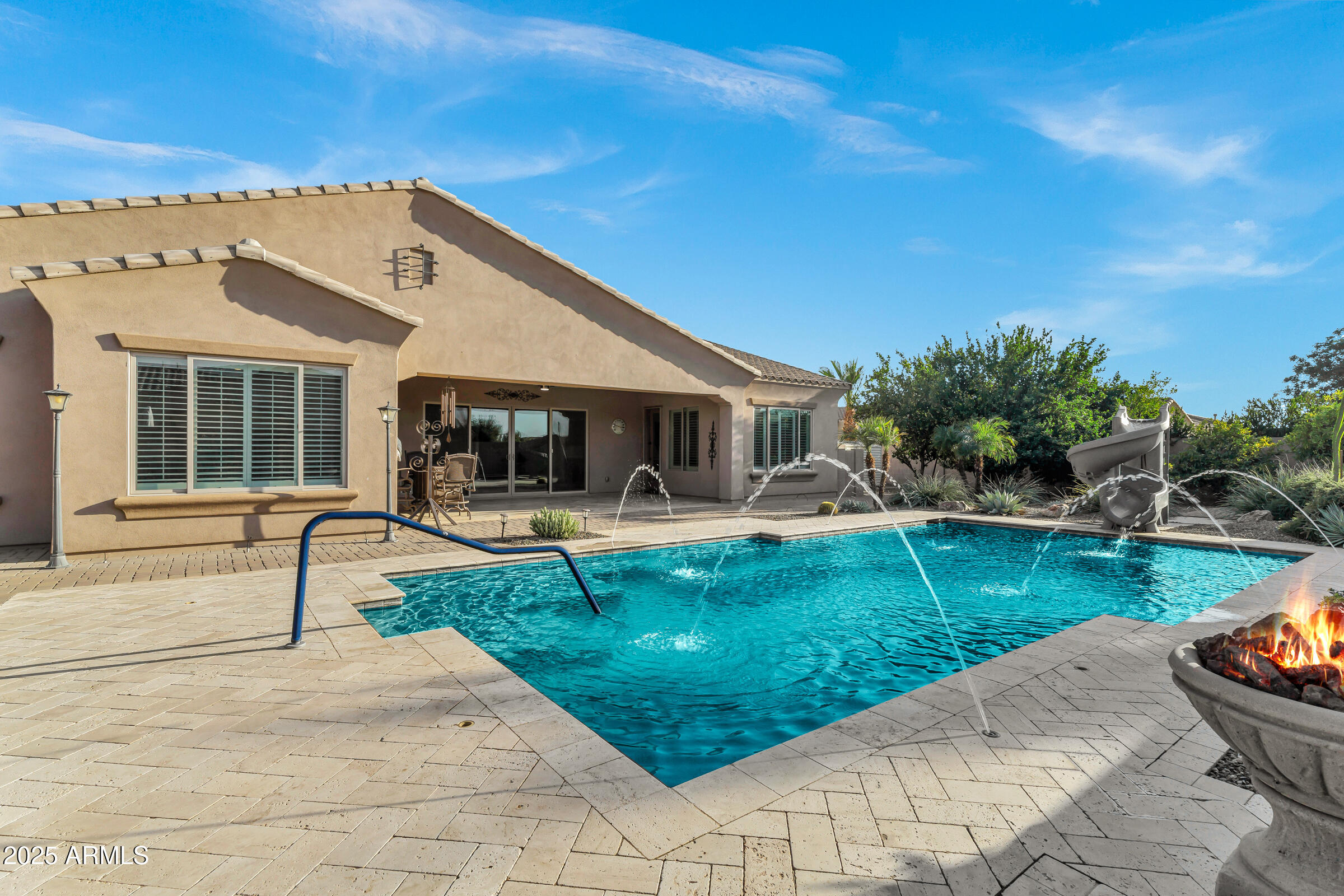 3076 E LA COSTA Drive