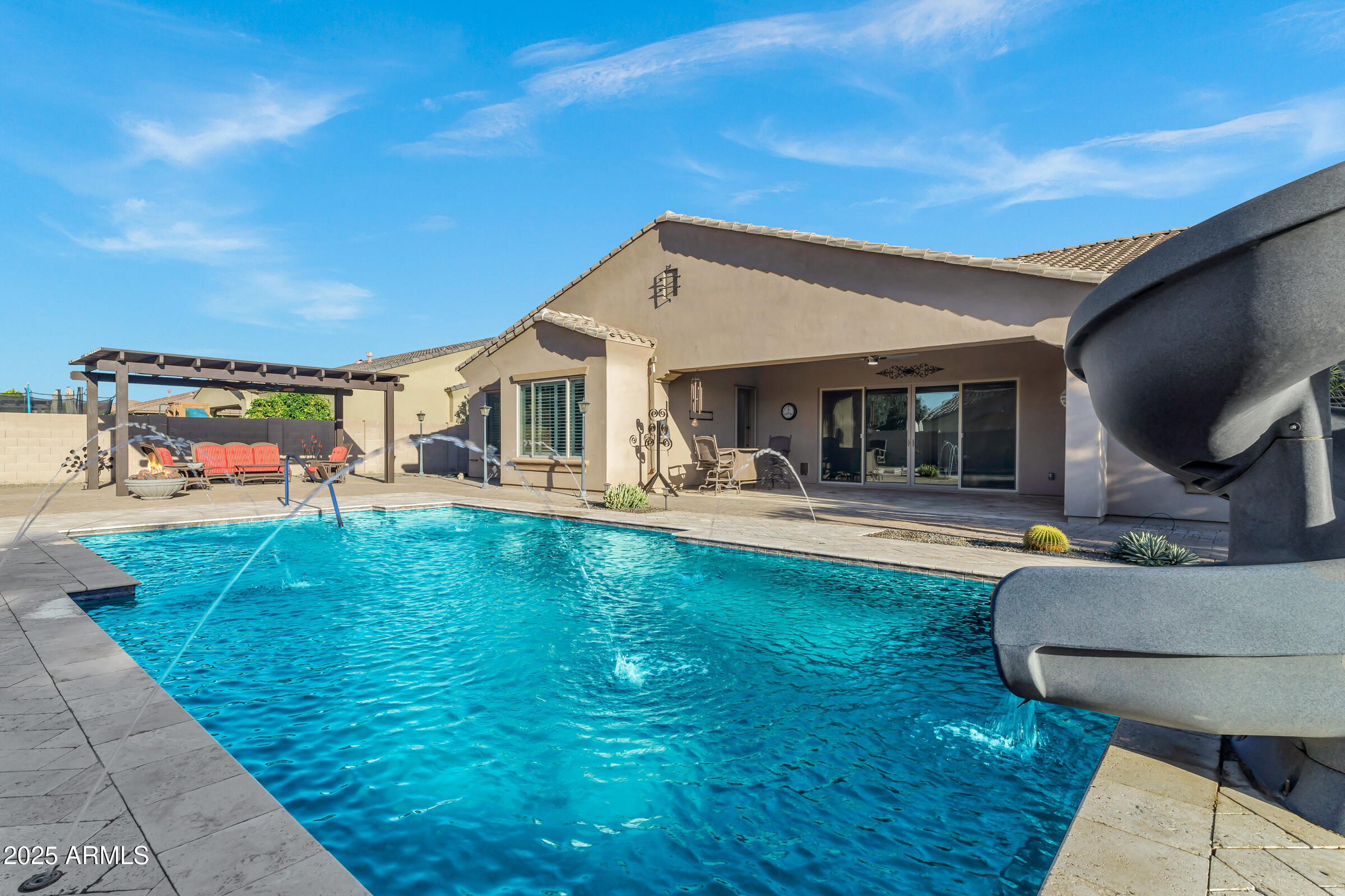 3076 E LA COSTA Drive