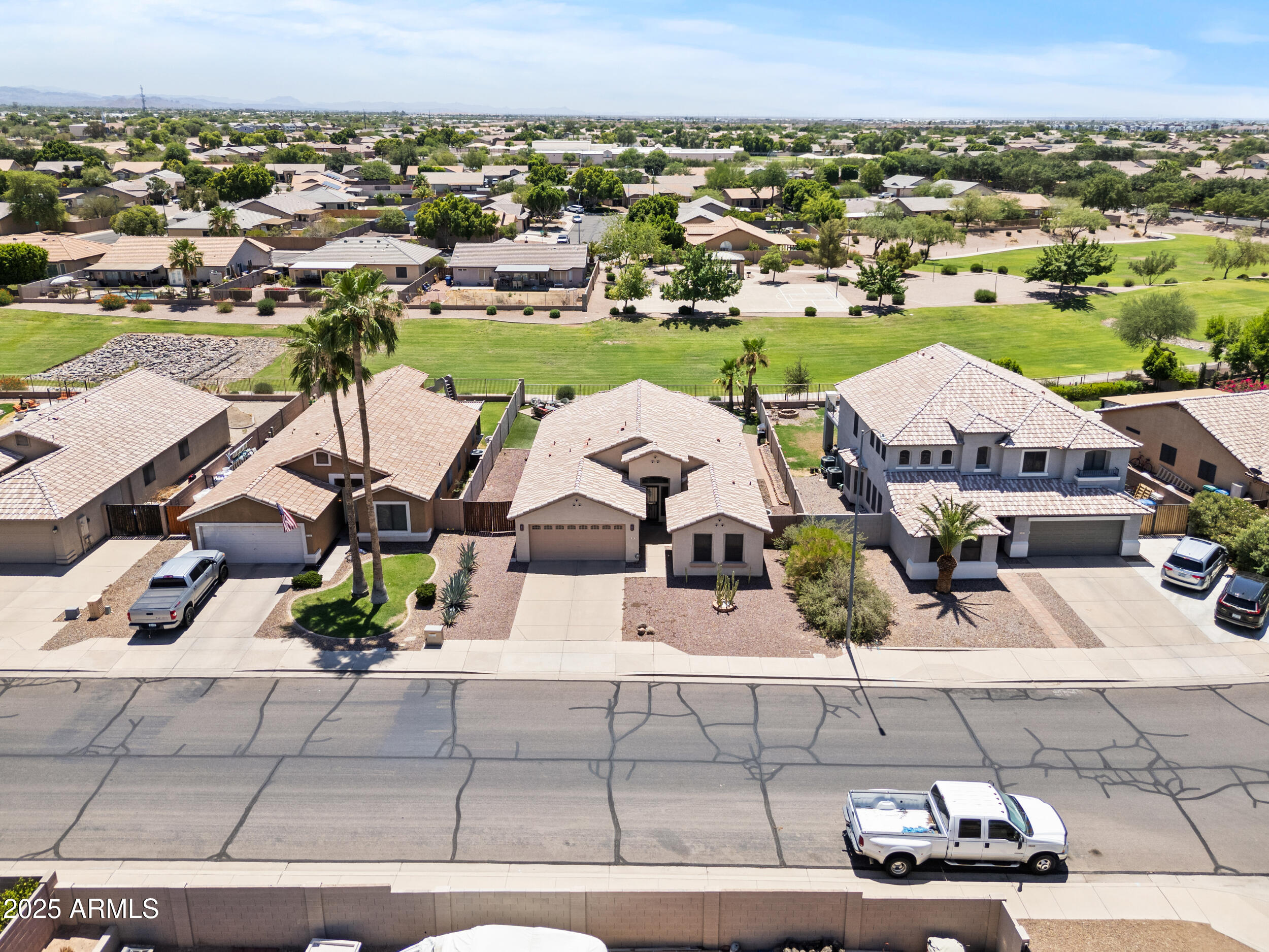 531 S WILDROSE