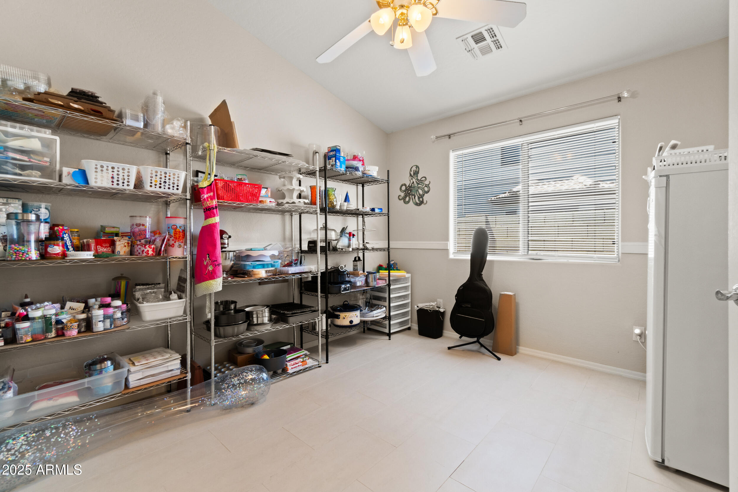 531 S WILDROSE