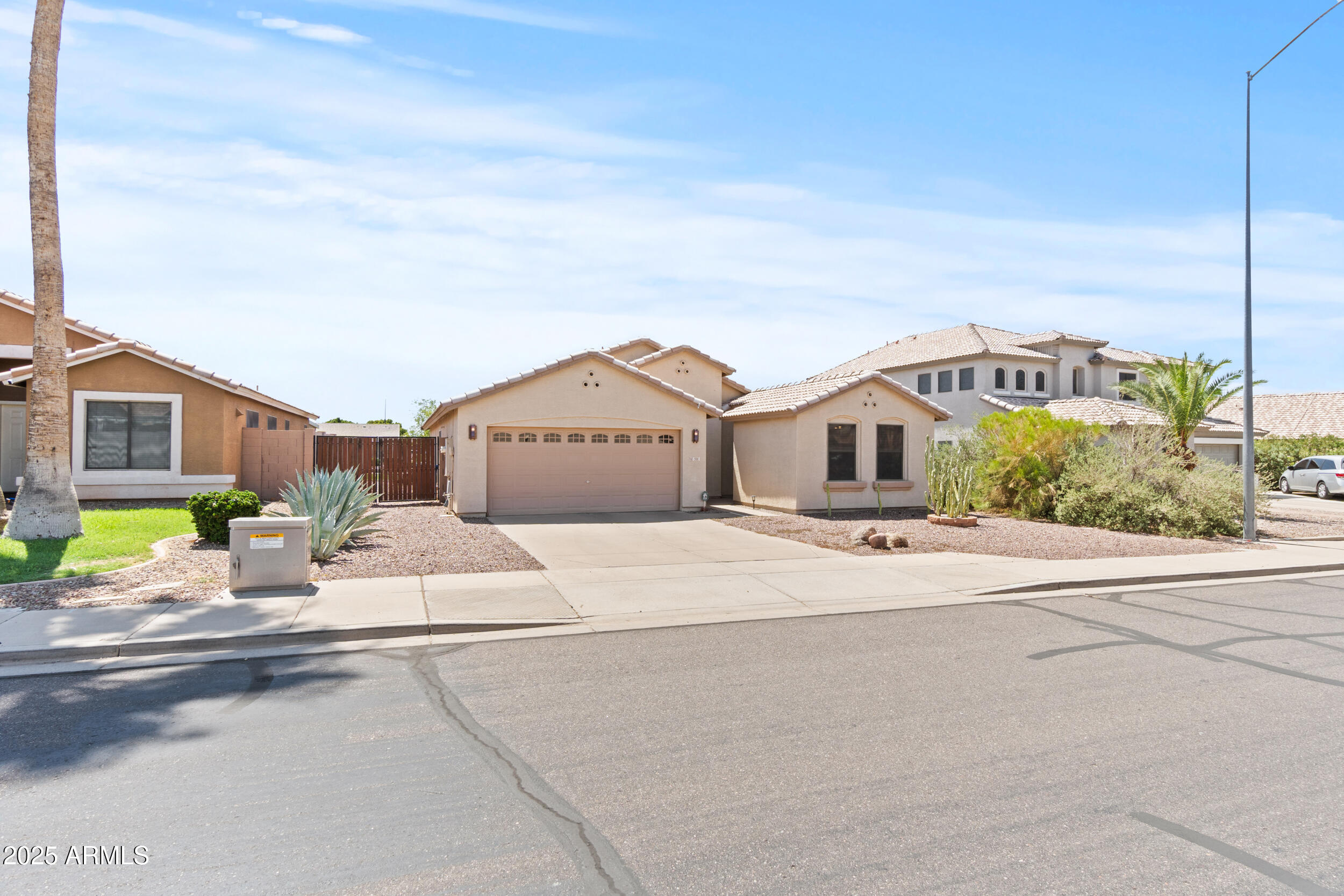 531 S WILDROSE