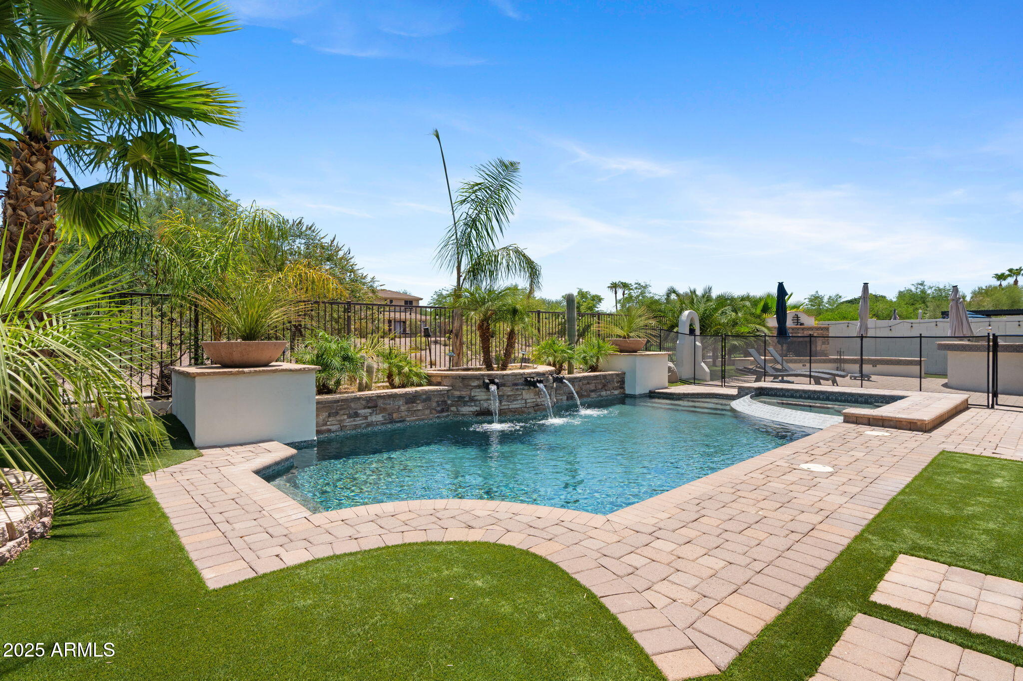 3799 S SKYLINE Drive