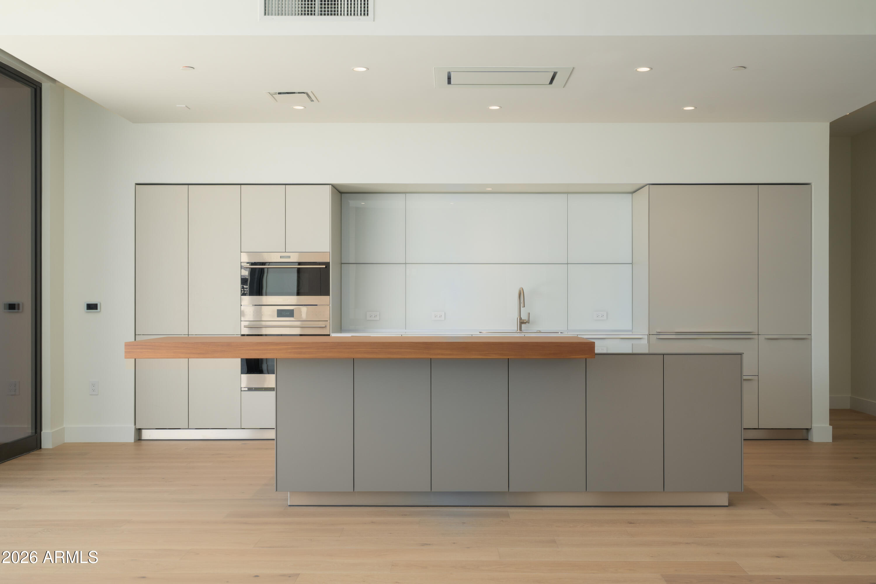 5000 N CAMELBACK RIDGE Drive, 108