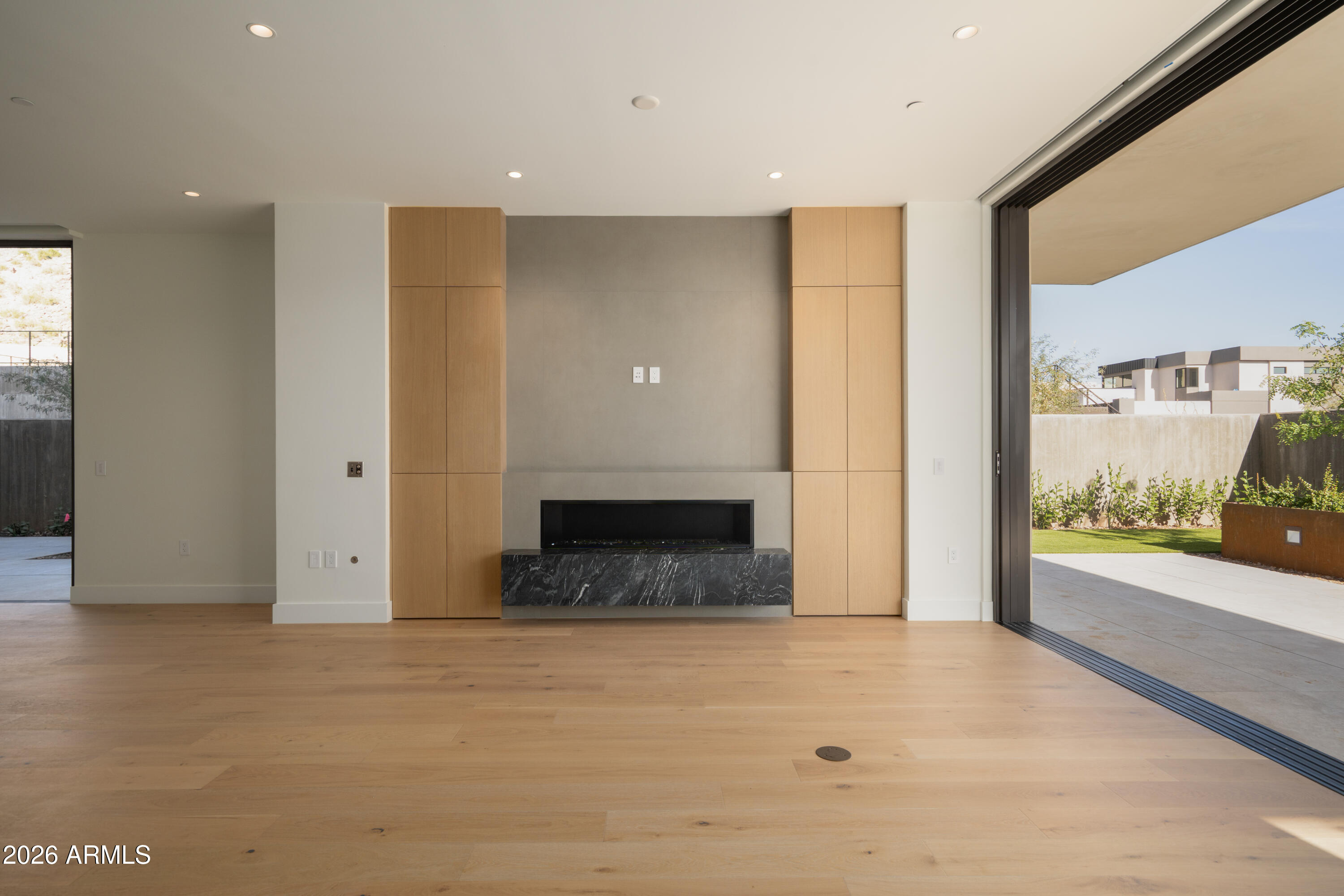 5000 N CAMELBACK RIDGE Drive, 108