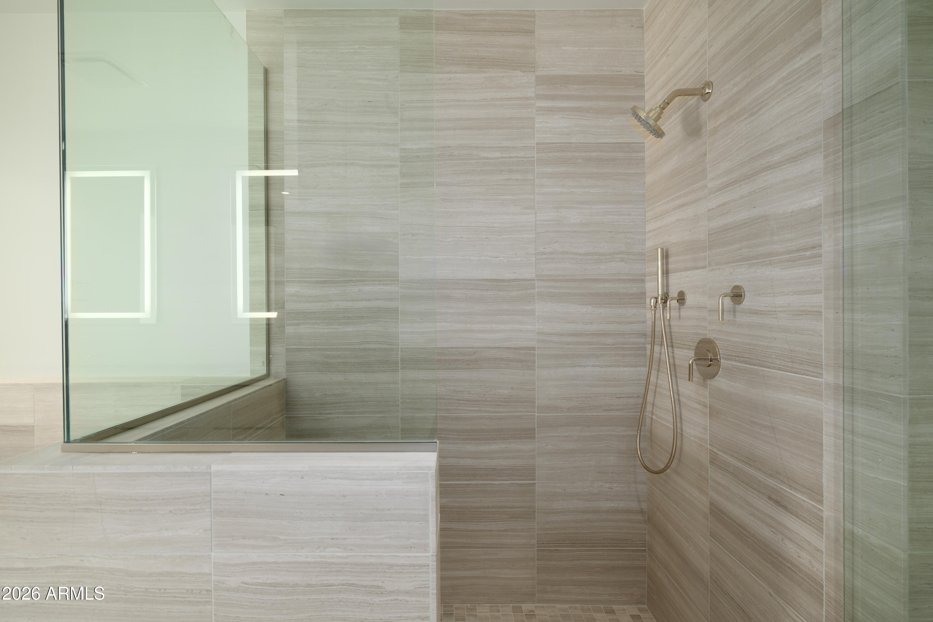 5000 N CAMELBACK RIDGE Drive, 108