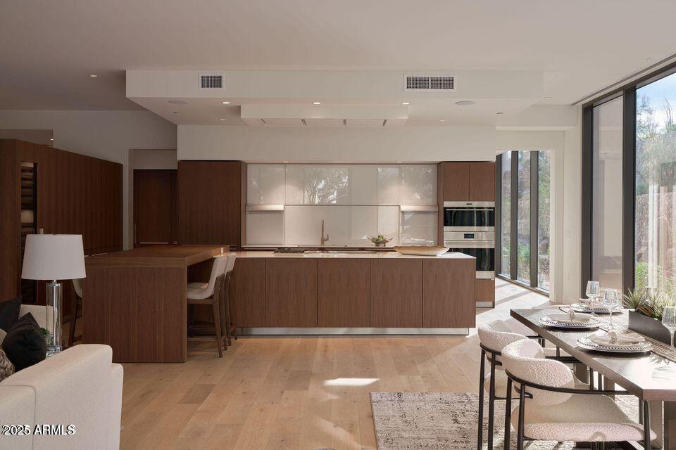 5000 N CAMELBACK RIDGE Drive, 108