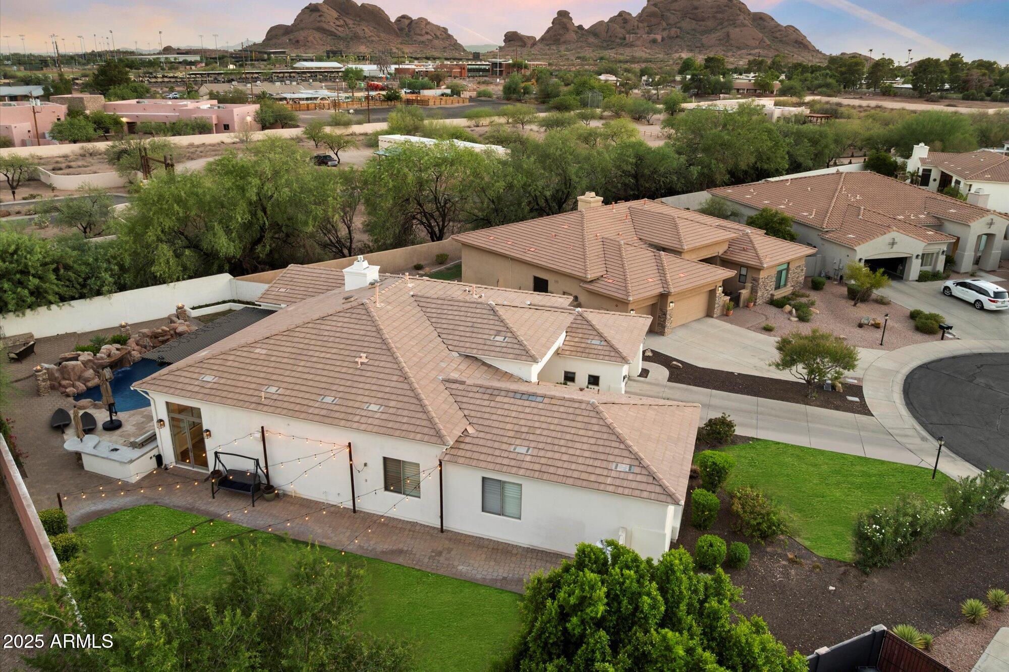 6363 E WILSHIRE Drive