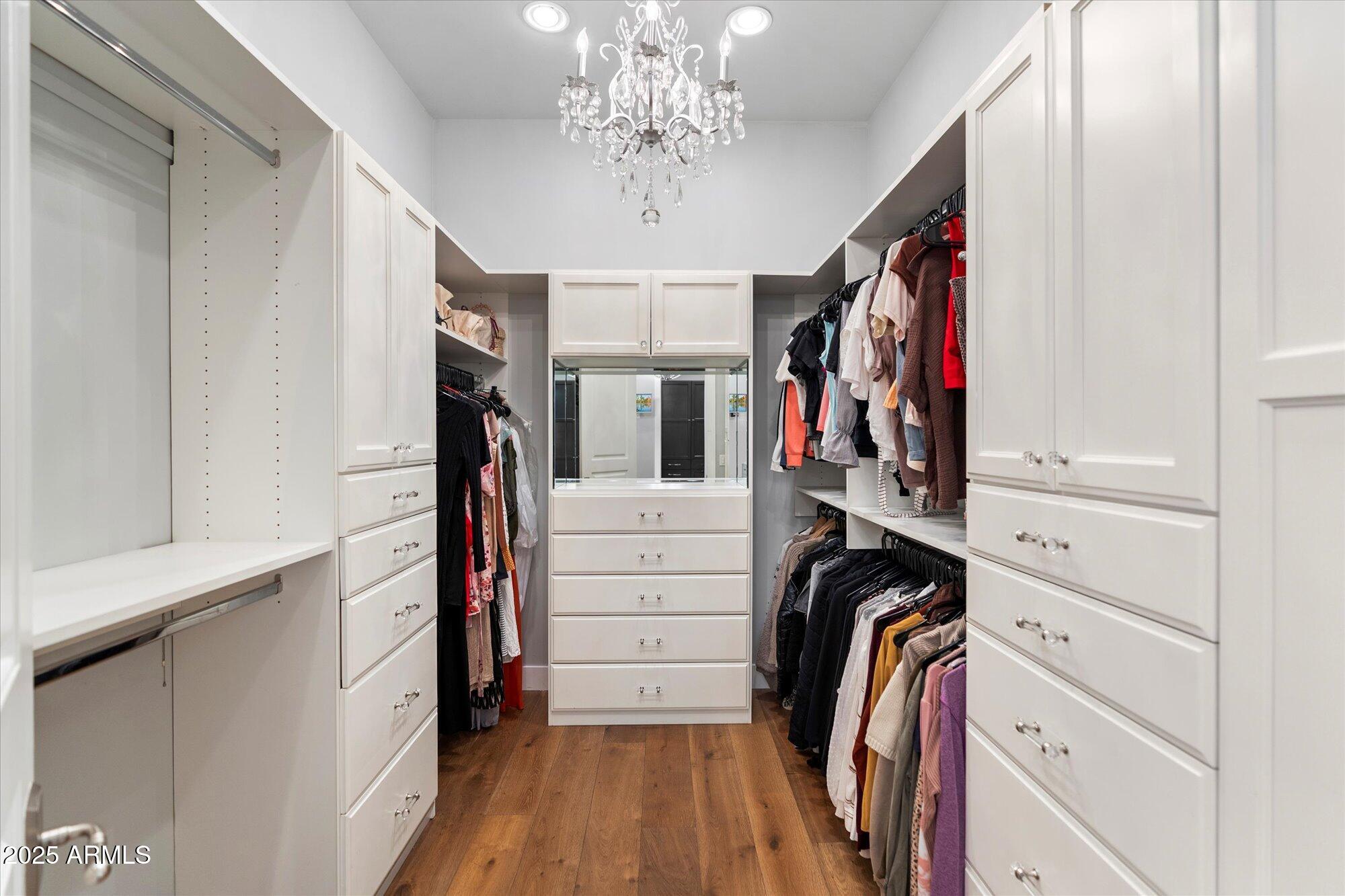 6363 E WILSHIRE Drive