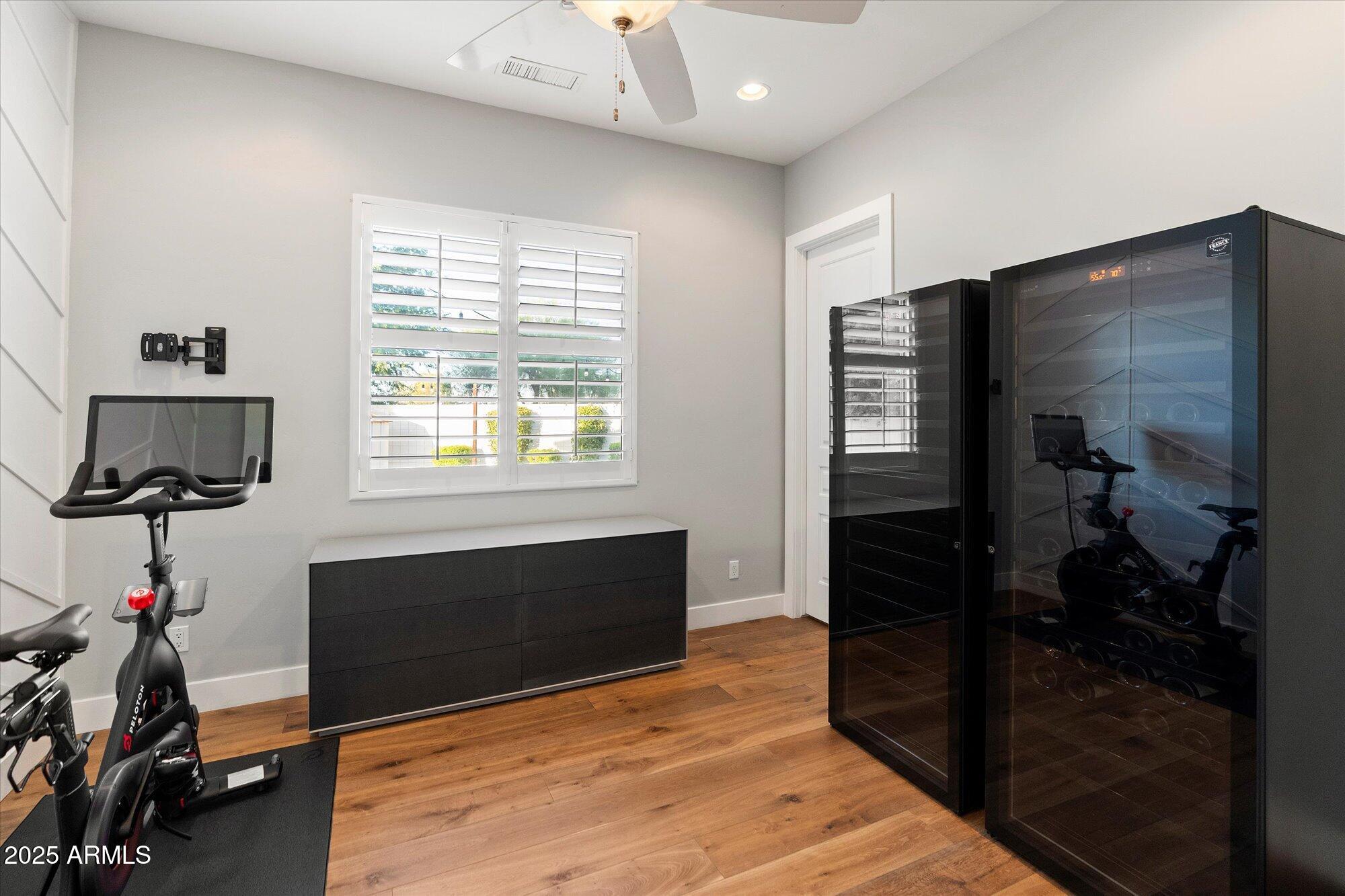 6363 E WILSHIRE Drive