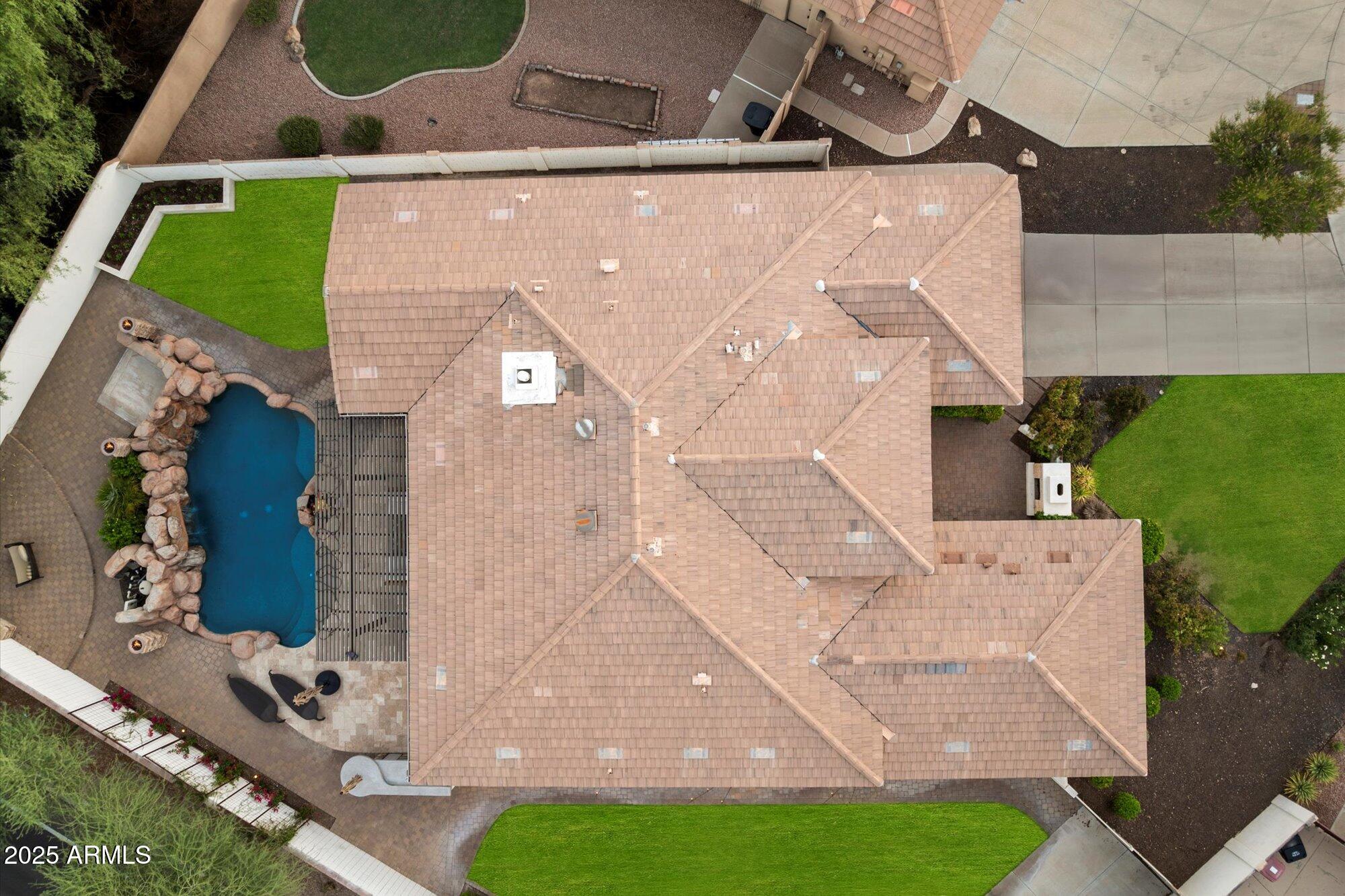 6363 E WILSHIRE Drive