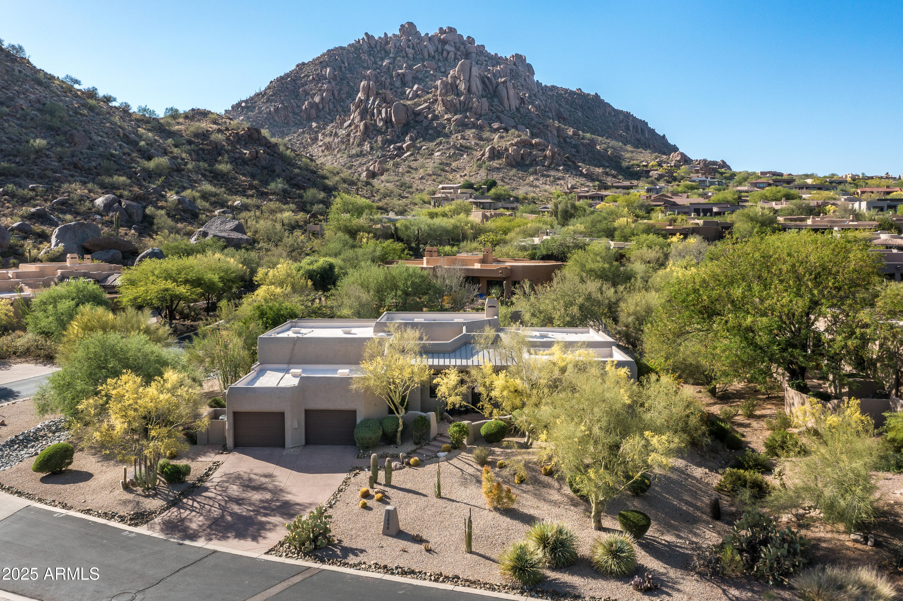 11408 E De La O Road