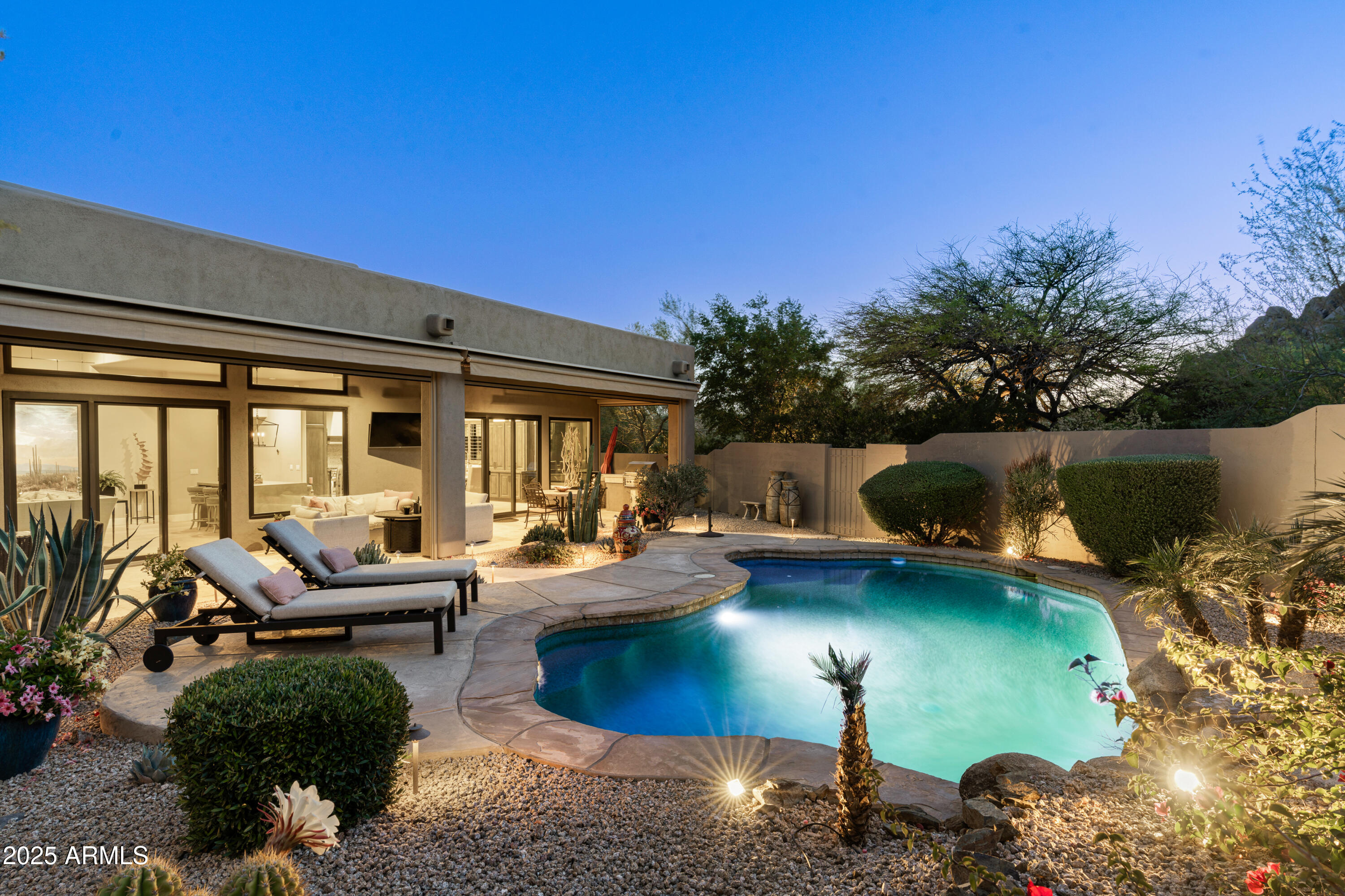 11408 E De La O Road