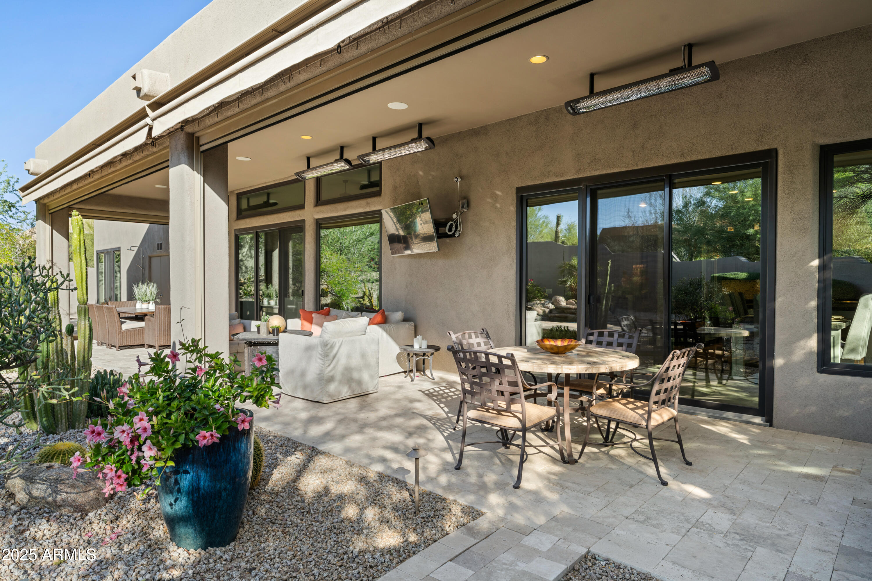 11408 E De La O Road