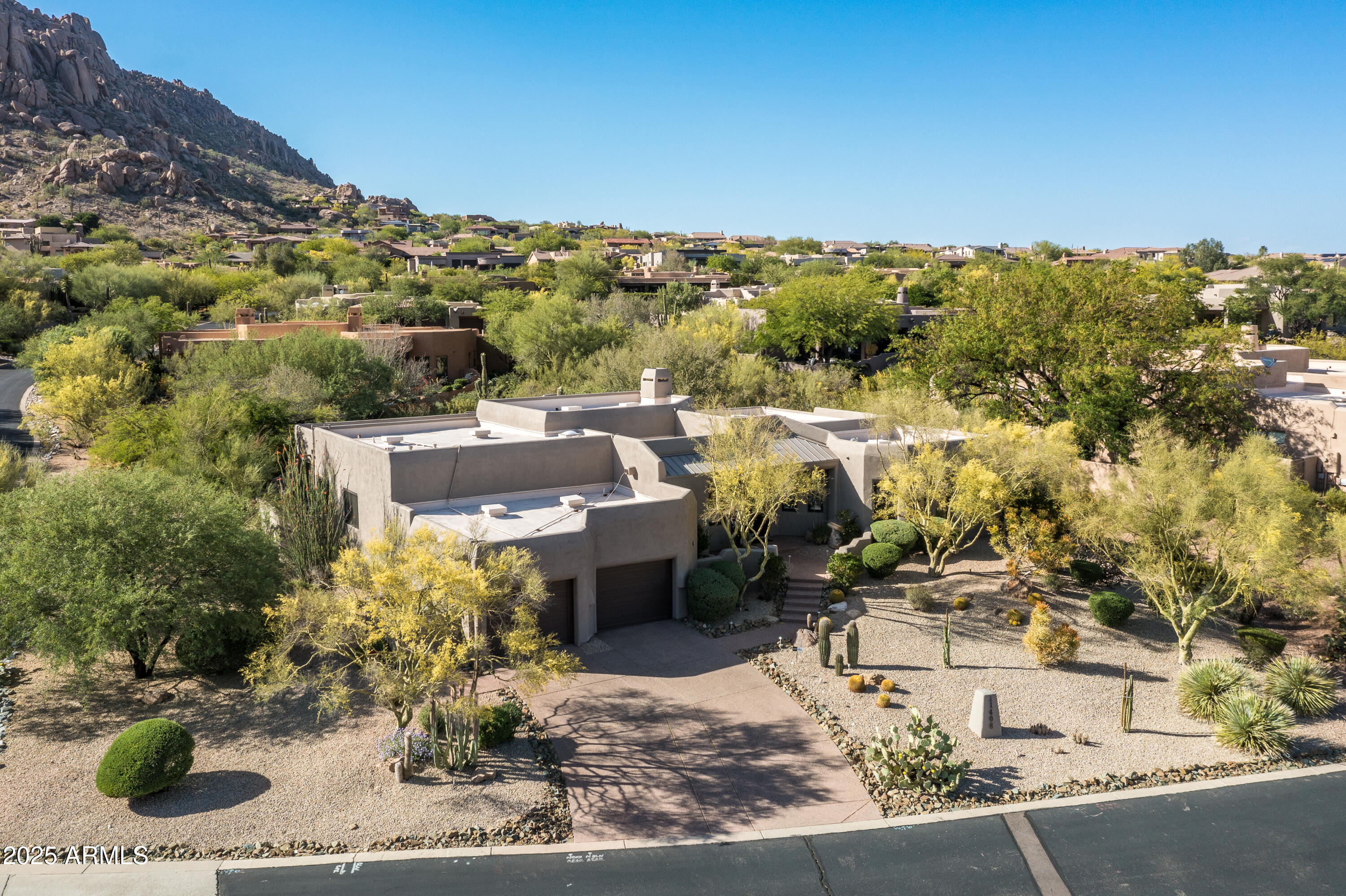11408 E De La O Road