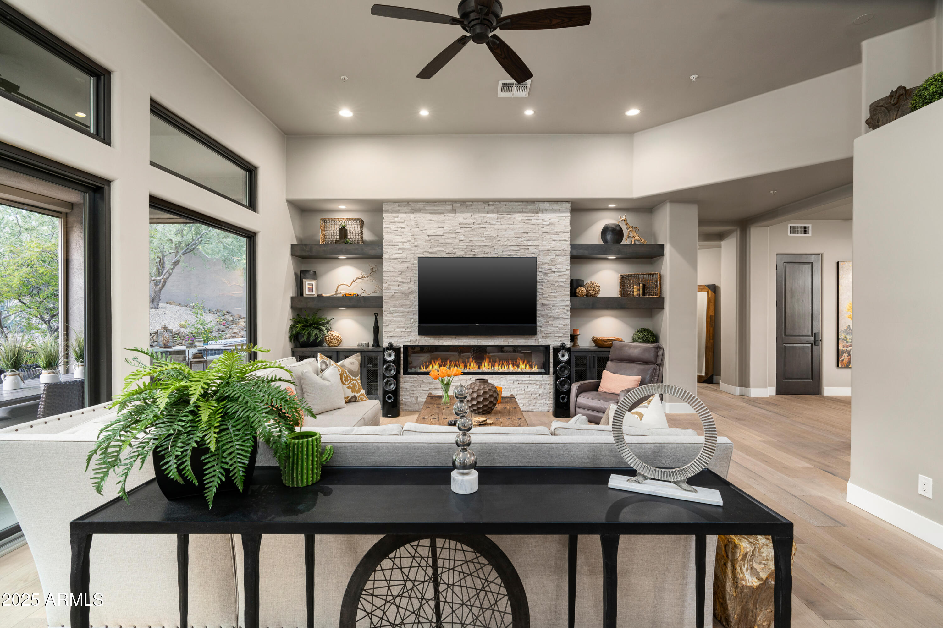 11408 E De La O Road