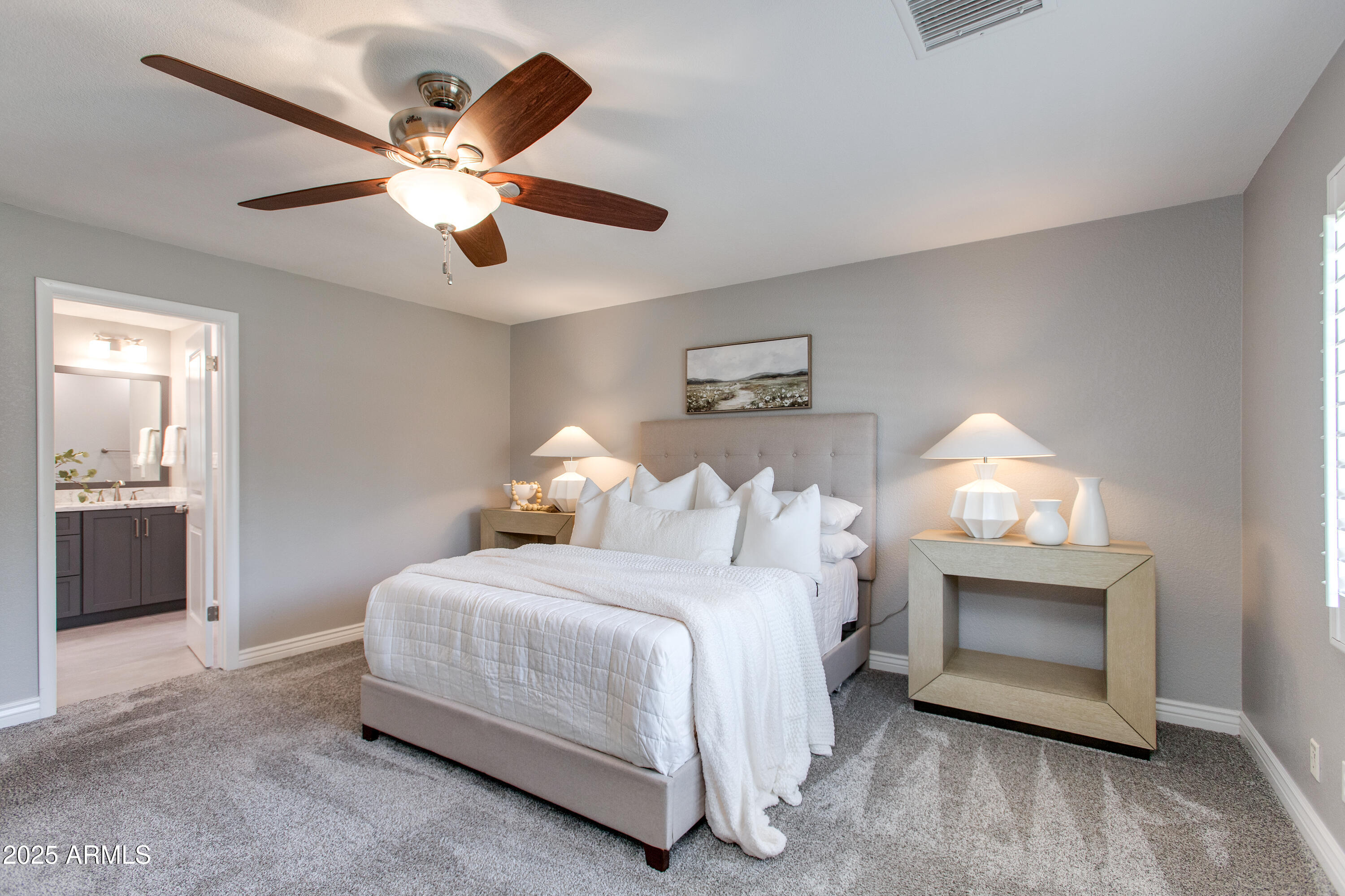 13602 N 49TH Place