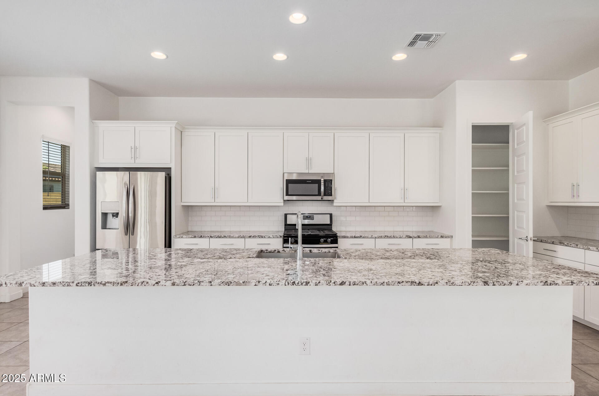 18926 W DESERT HILLS Drive