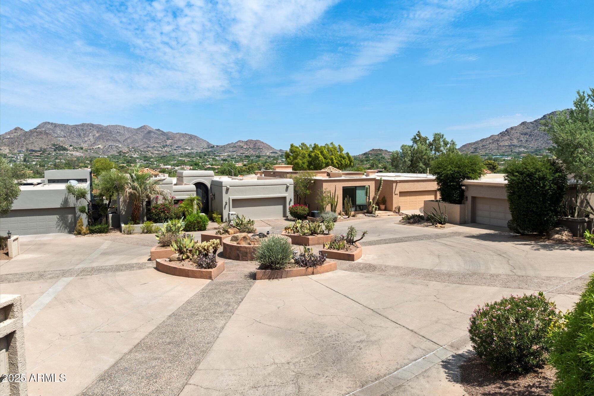 5964 N ECHO CANYON Drive