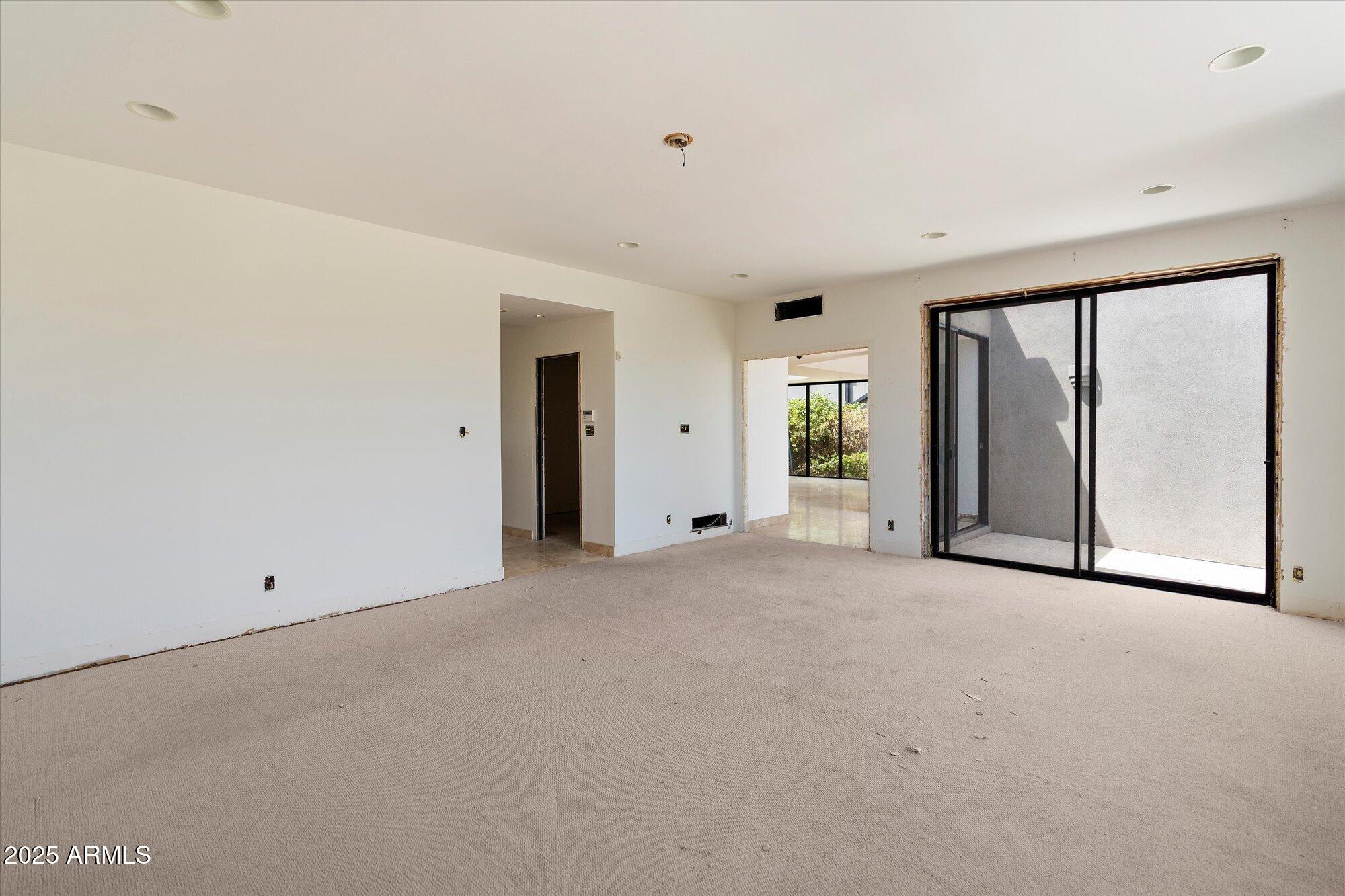 5964 N ECHO CANYON Drive