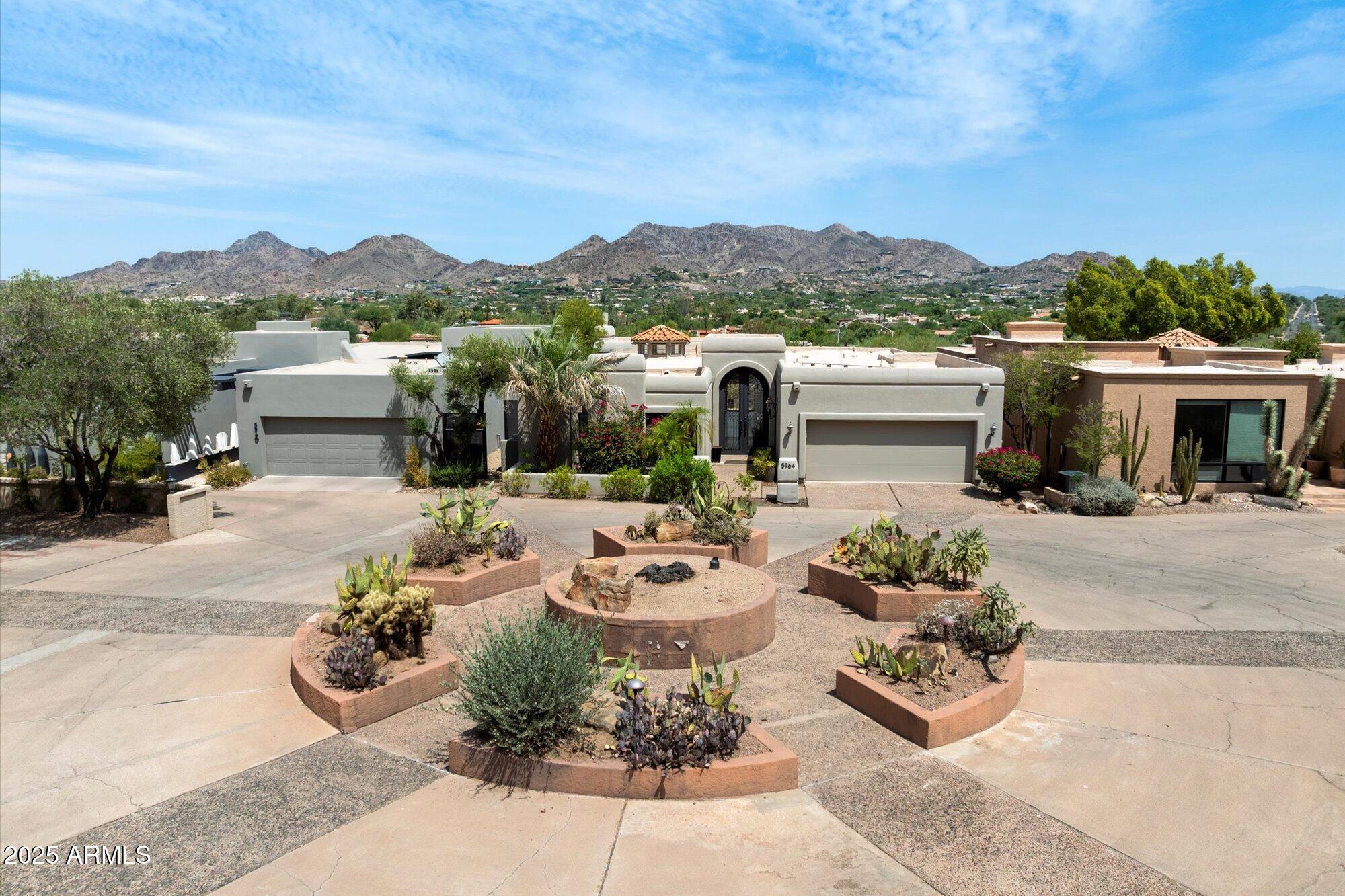 5964 N ECHO CANYON Drive