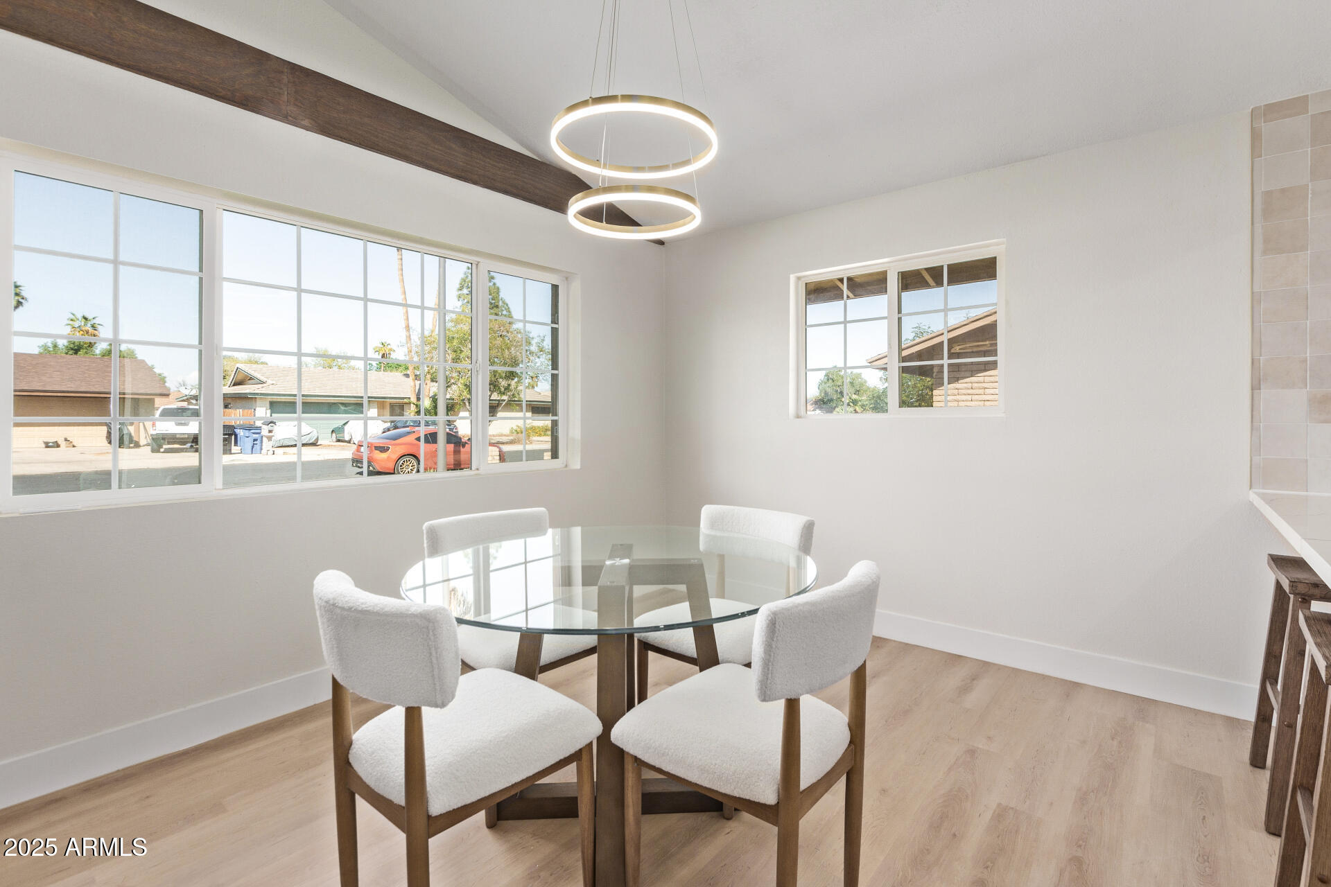 113 W RAWHIDE Avenue