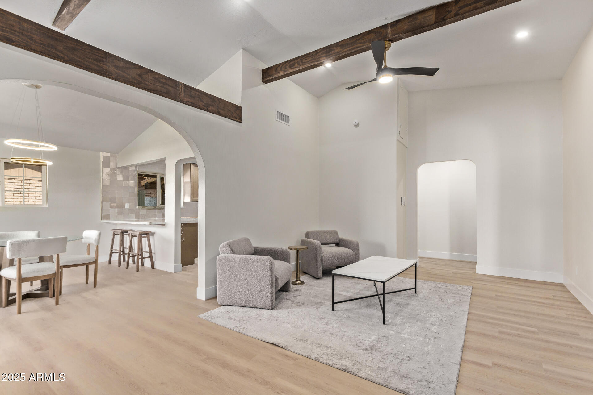 113 W RAWHIDE Avenue