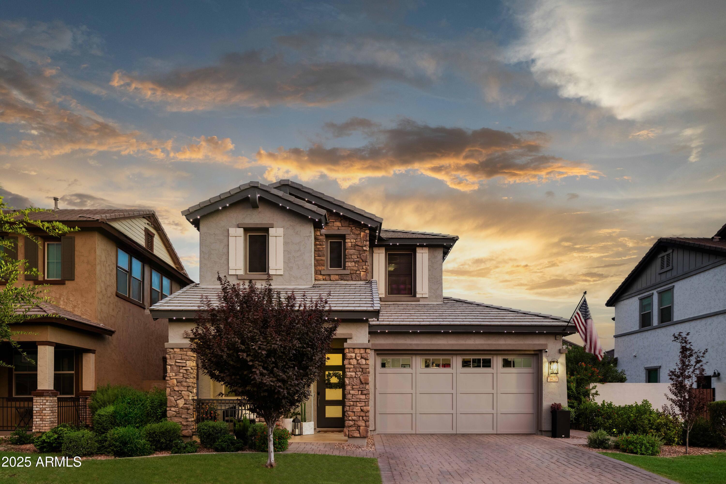 3423 E ARABIAN Drive