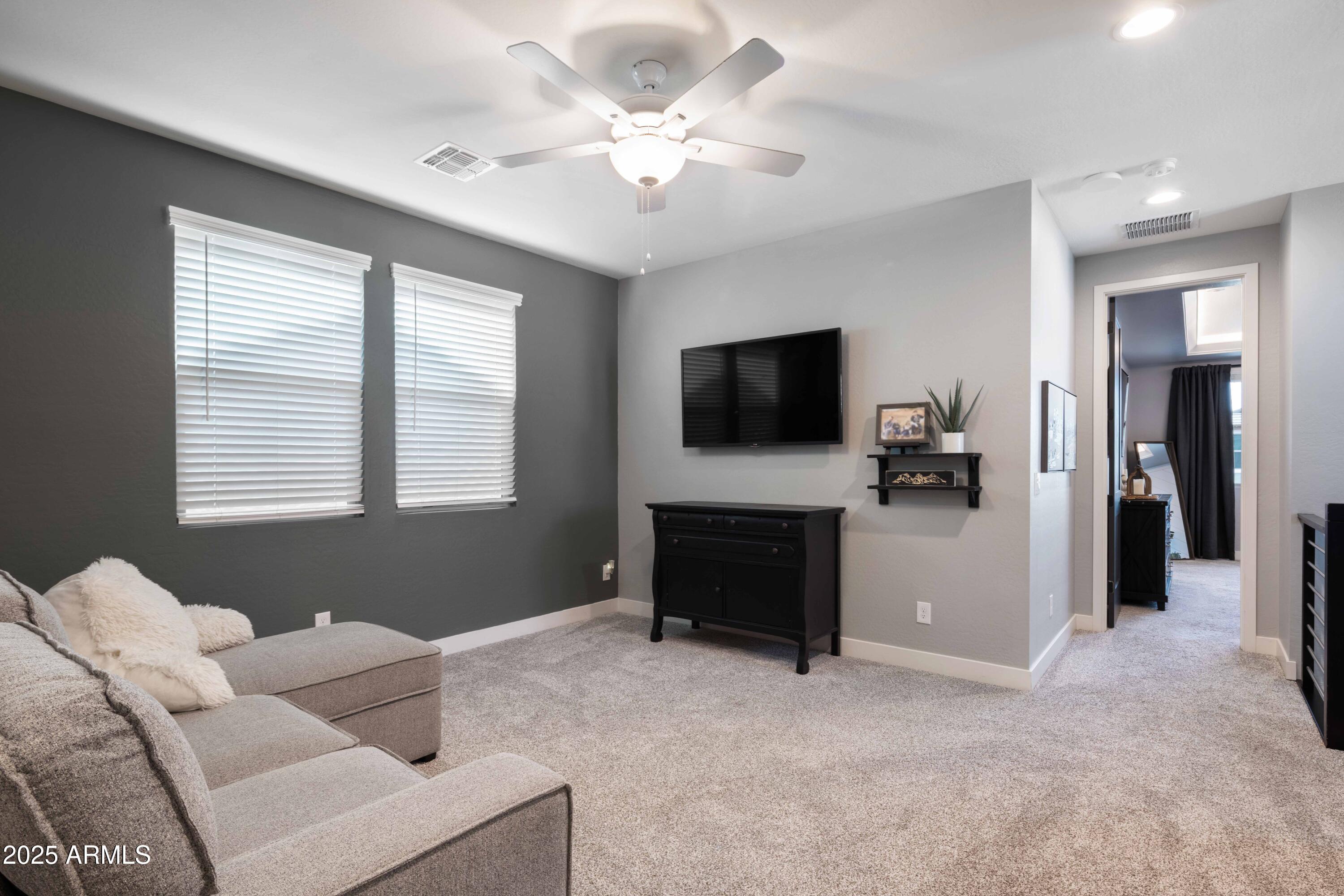 3423 E ARABIAN Drive