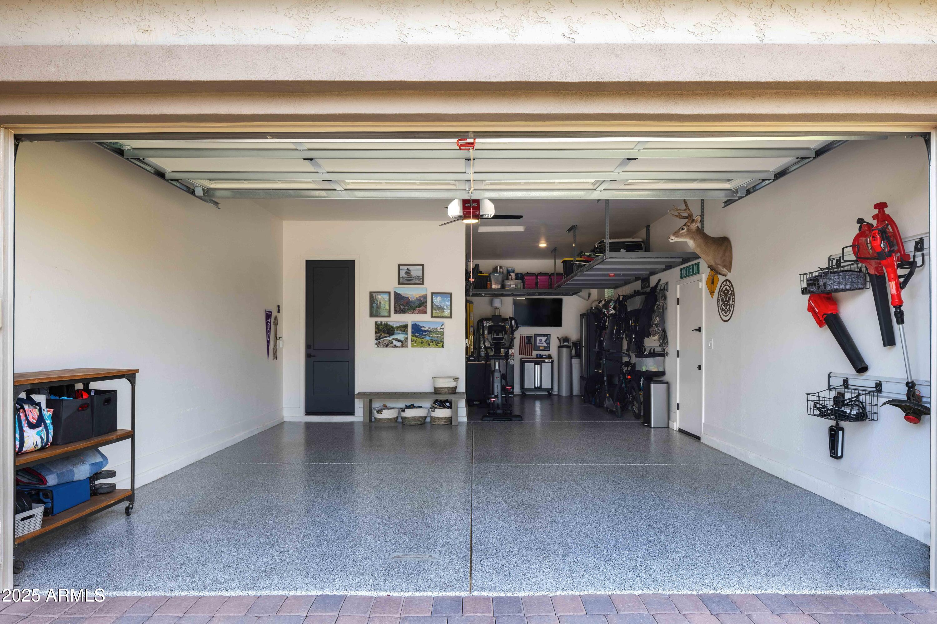 3423 E ARABIAN Drive