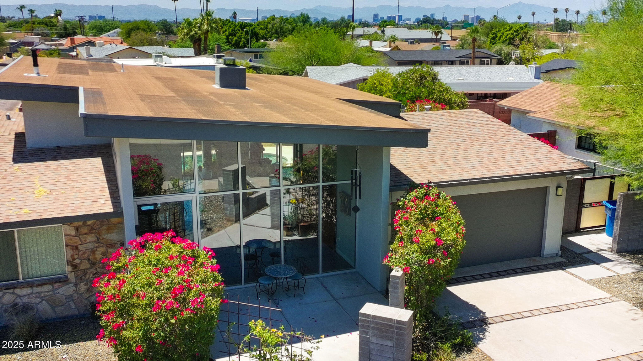 1925 E LAMAR Road