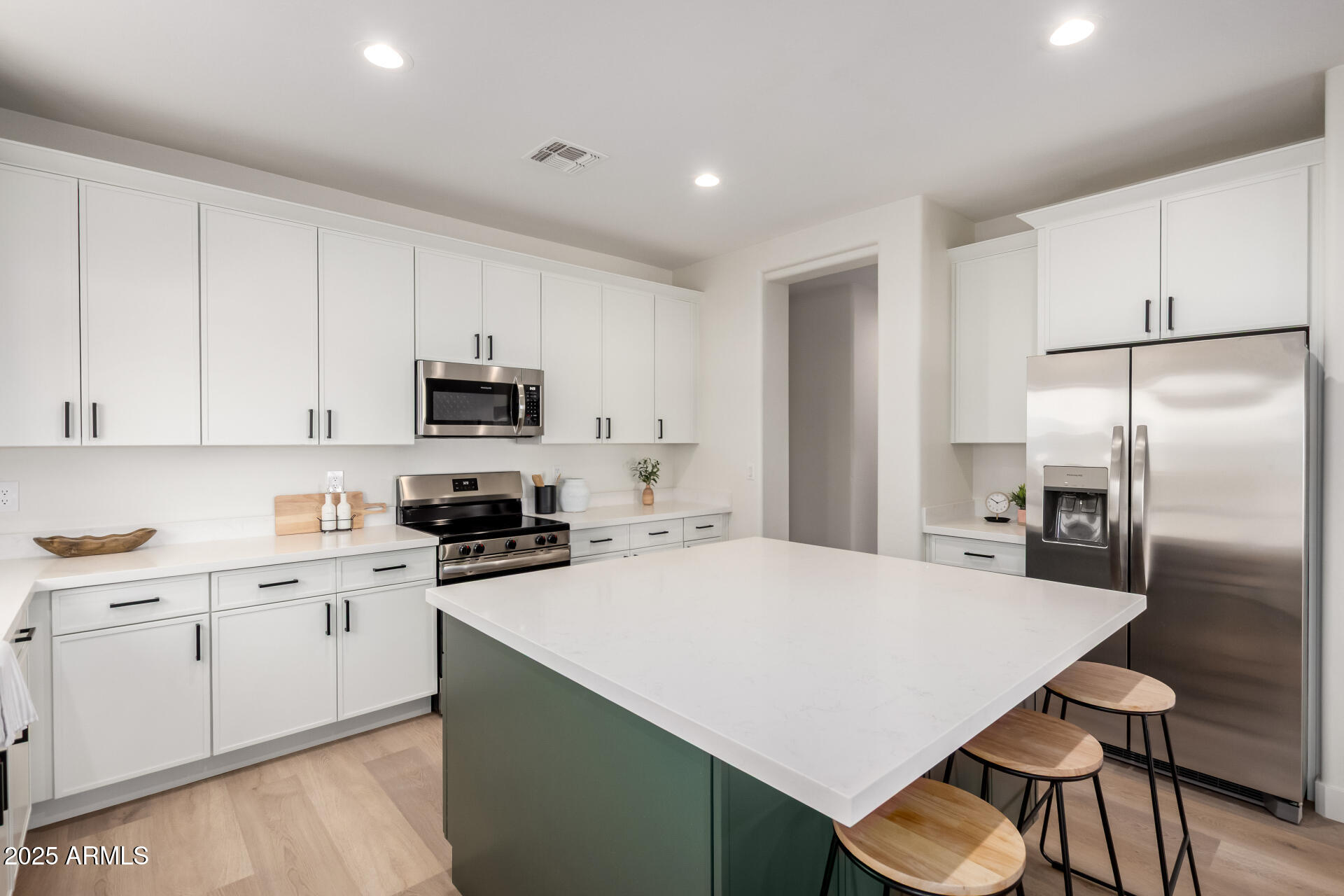 19213 N WILSON Street