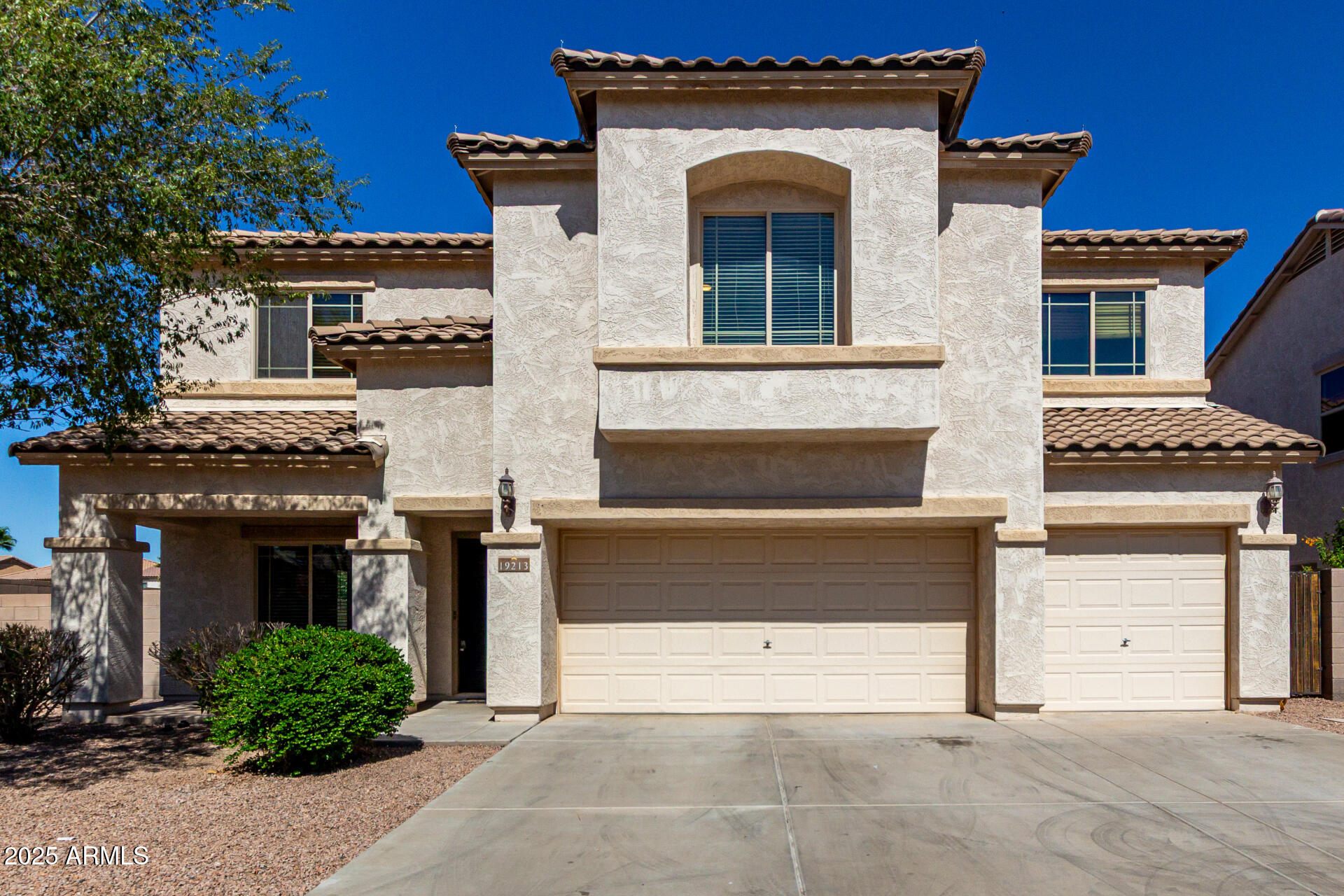 19213 N WILSON Street