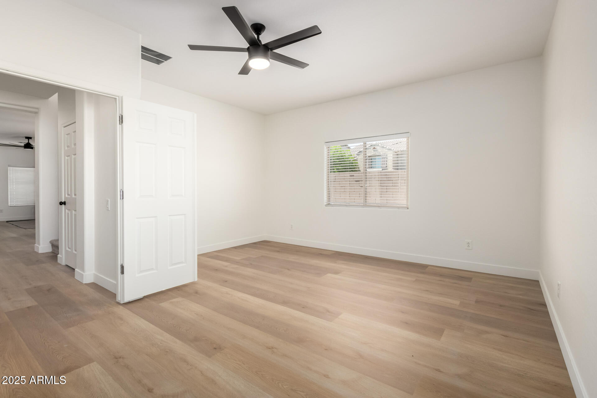 19213 N WILSON Street