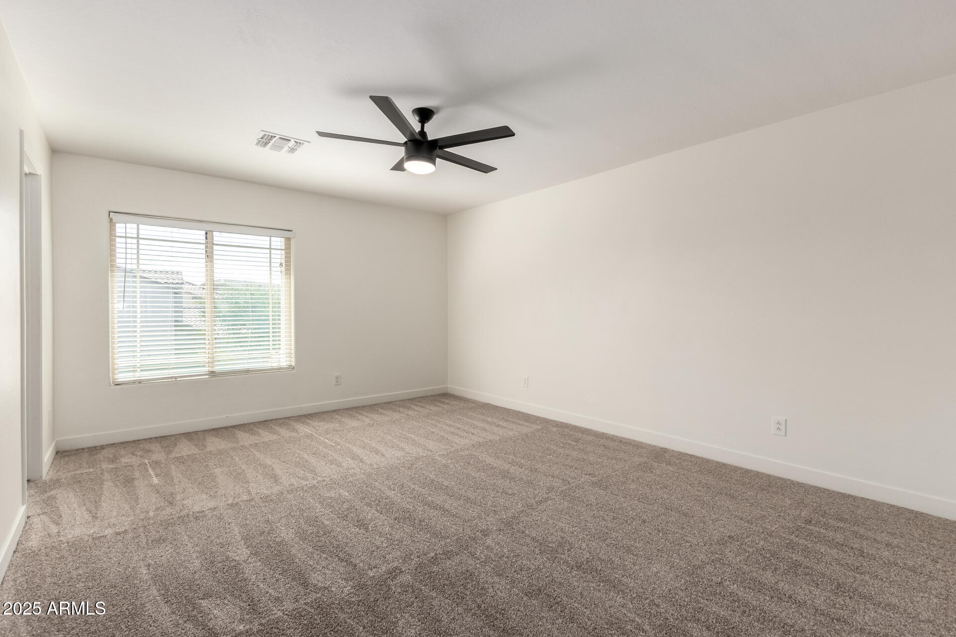 19213 N WILSON Street