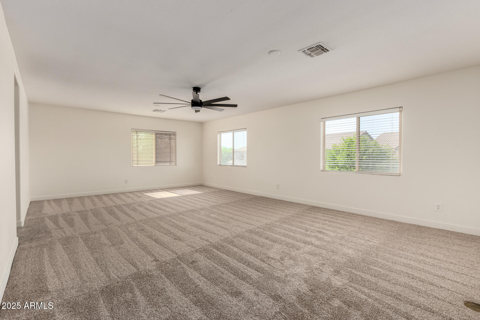 19213 N WILSON Street