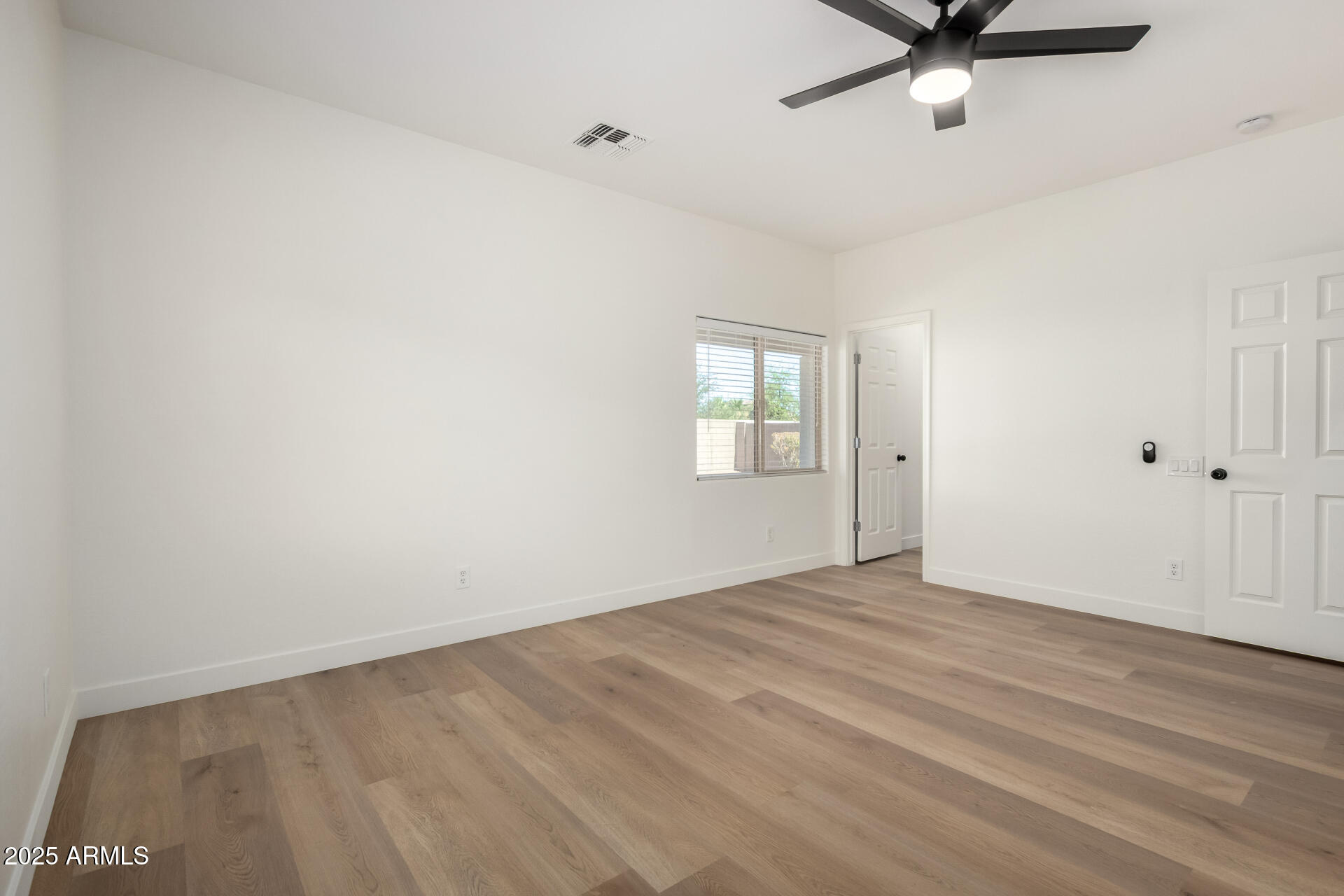 19213 N WILSON Street