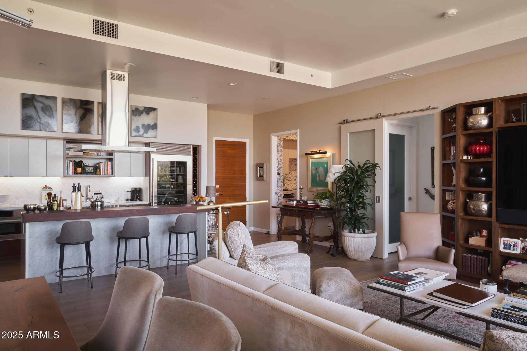 200 W PORTLAND Street, 1320