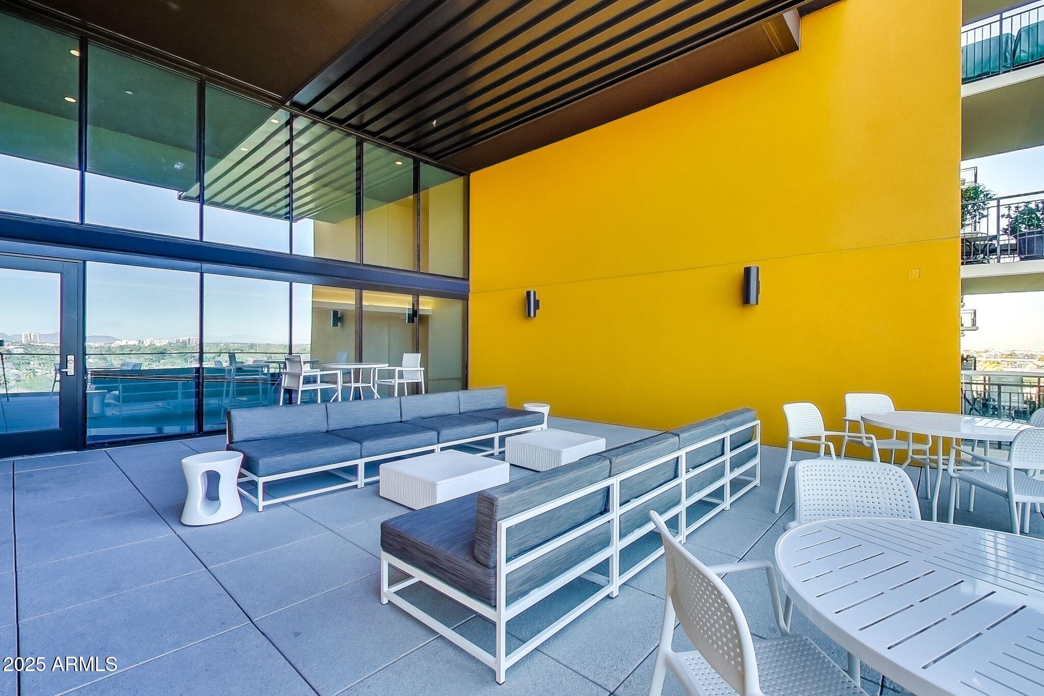 200 W PORTLAND Street, 1320