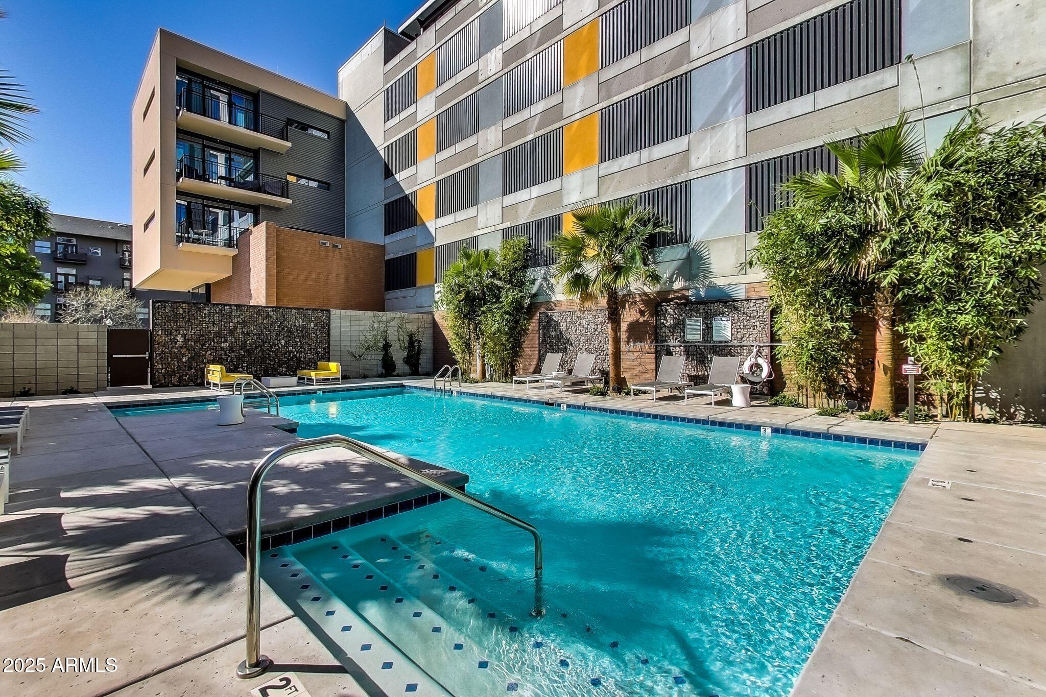 200 W PORTLAND Street, 1320