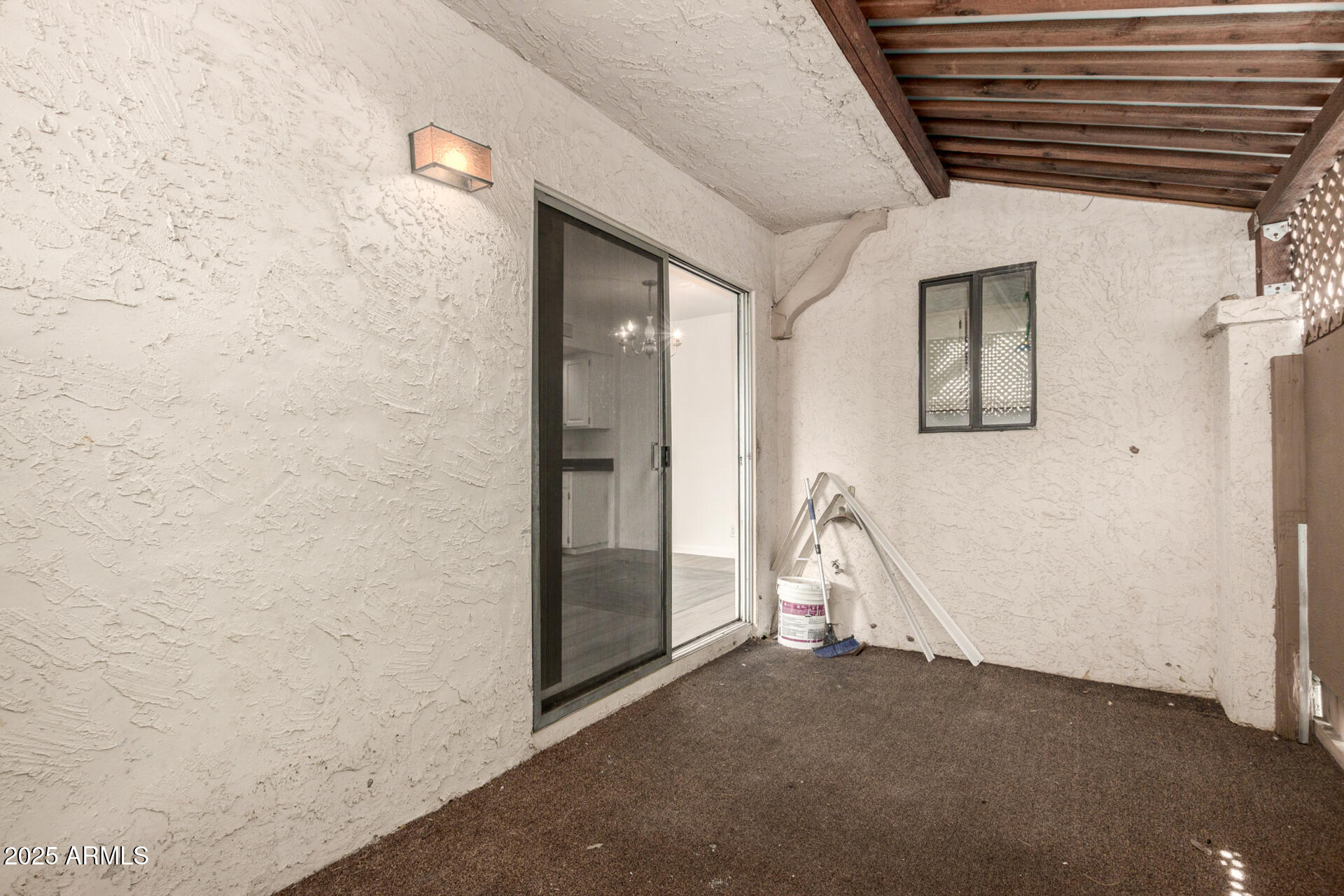 1227 E TOWNLEY Avenue